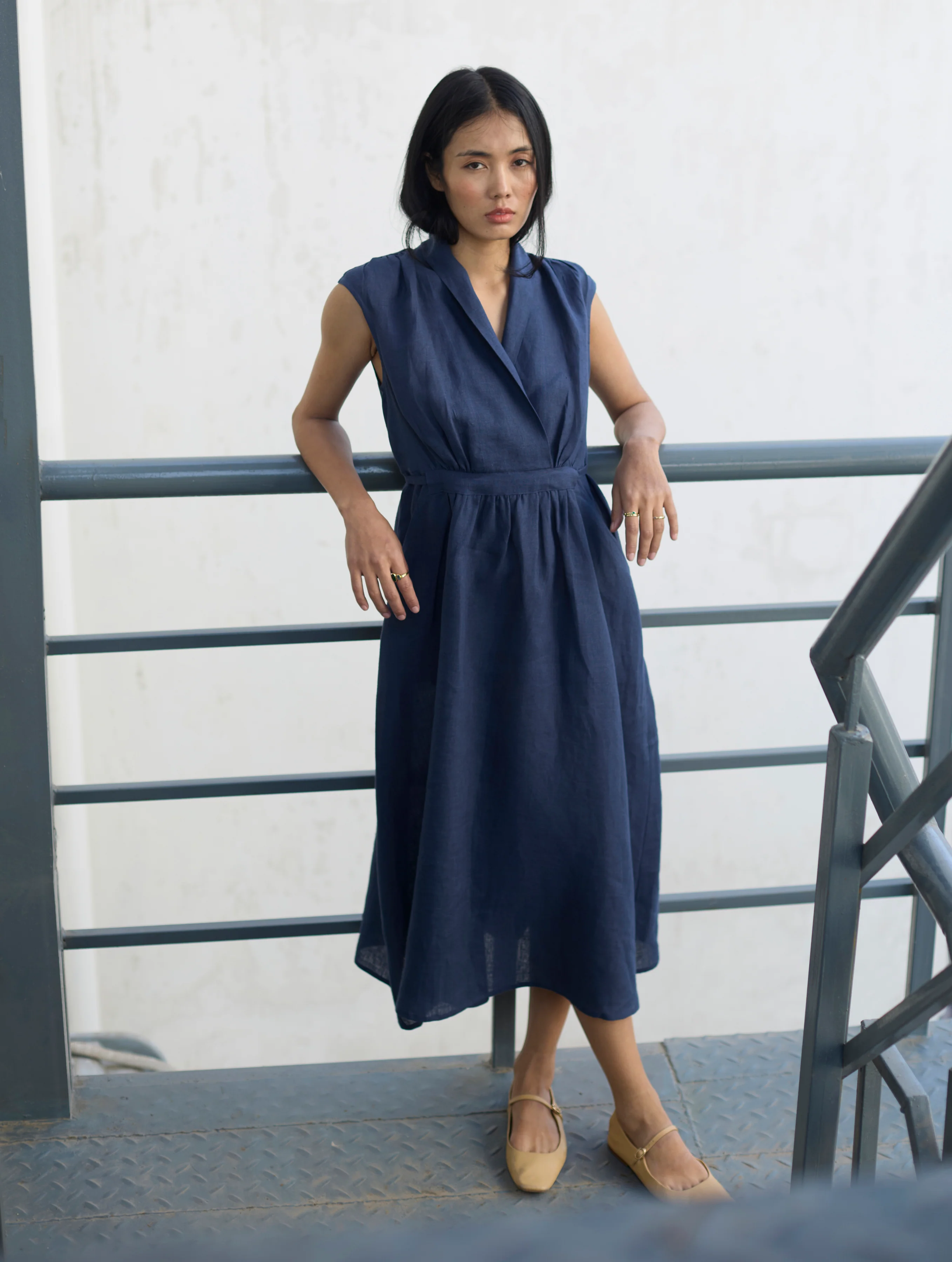 Kara Shawl Collar Linen Dress - Navy - Image 10