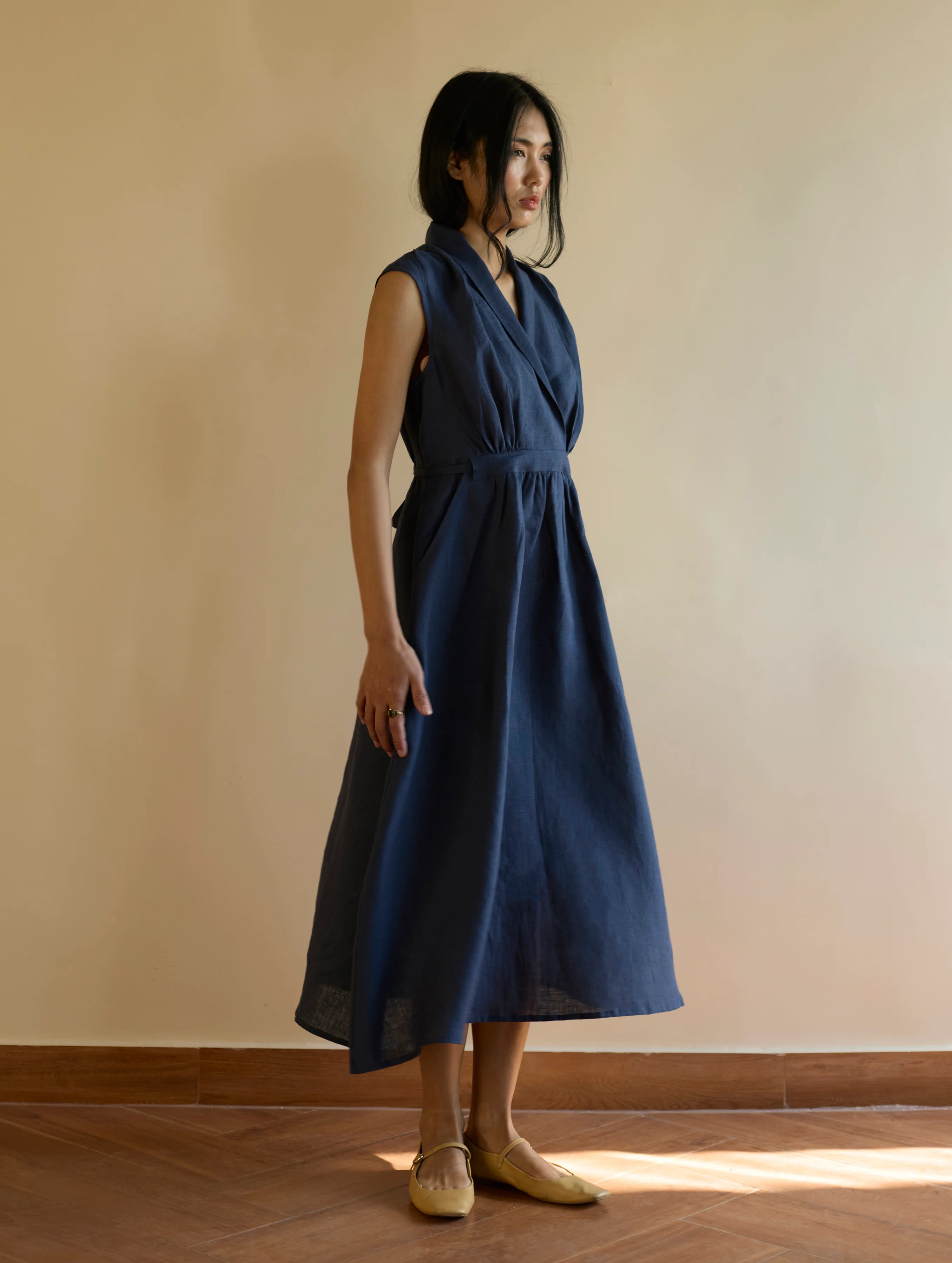 Kara Shawl Collar Linen Dress - Navy - Image 4
