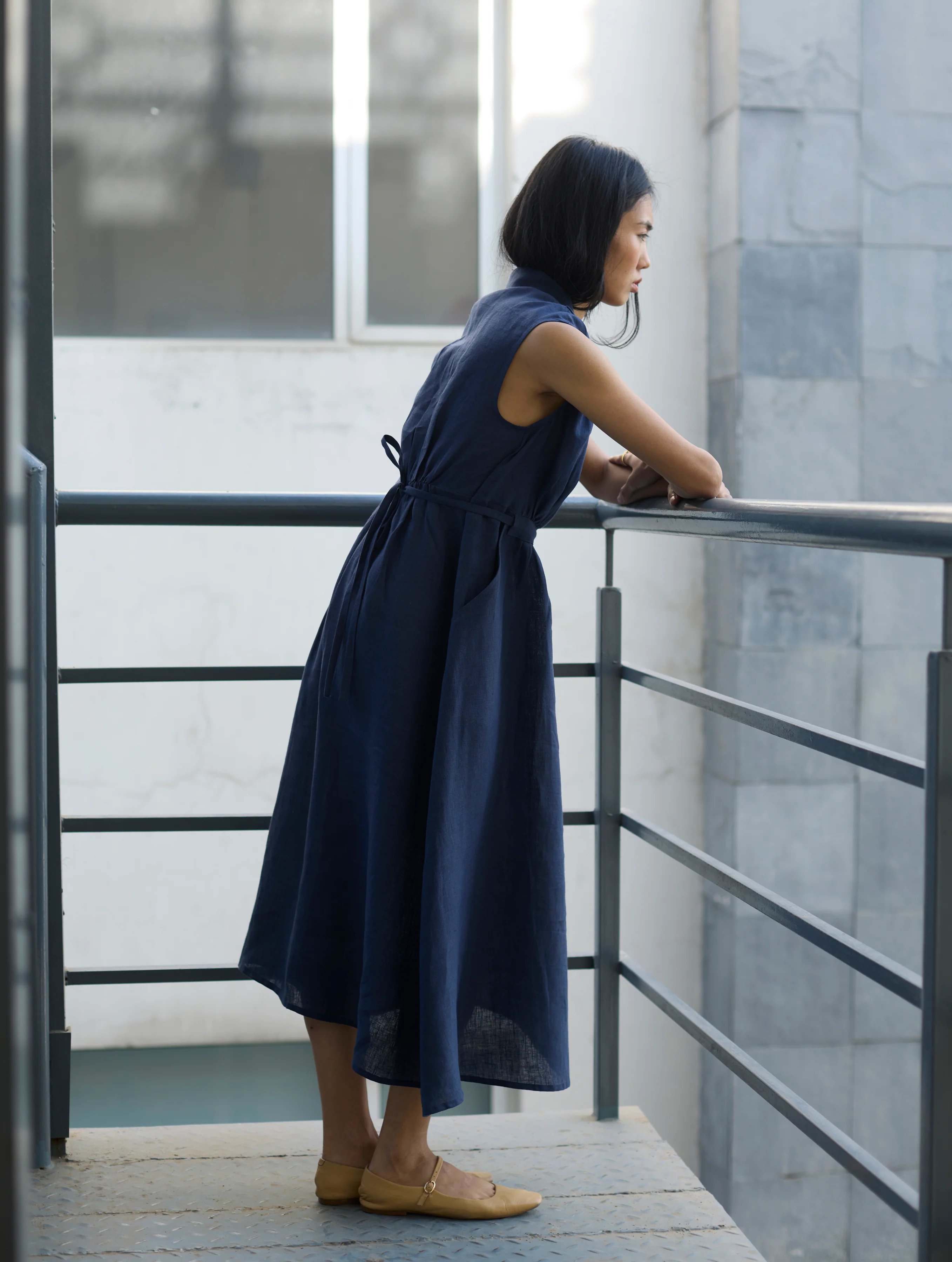 Kara Shawl Collar Linen Dress - Navy - Image 6