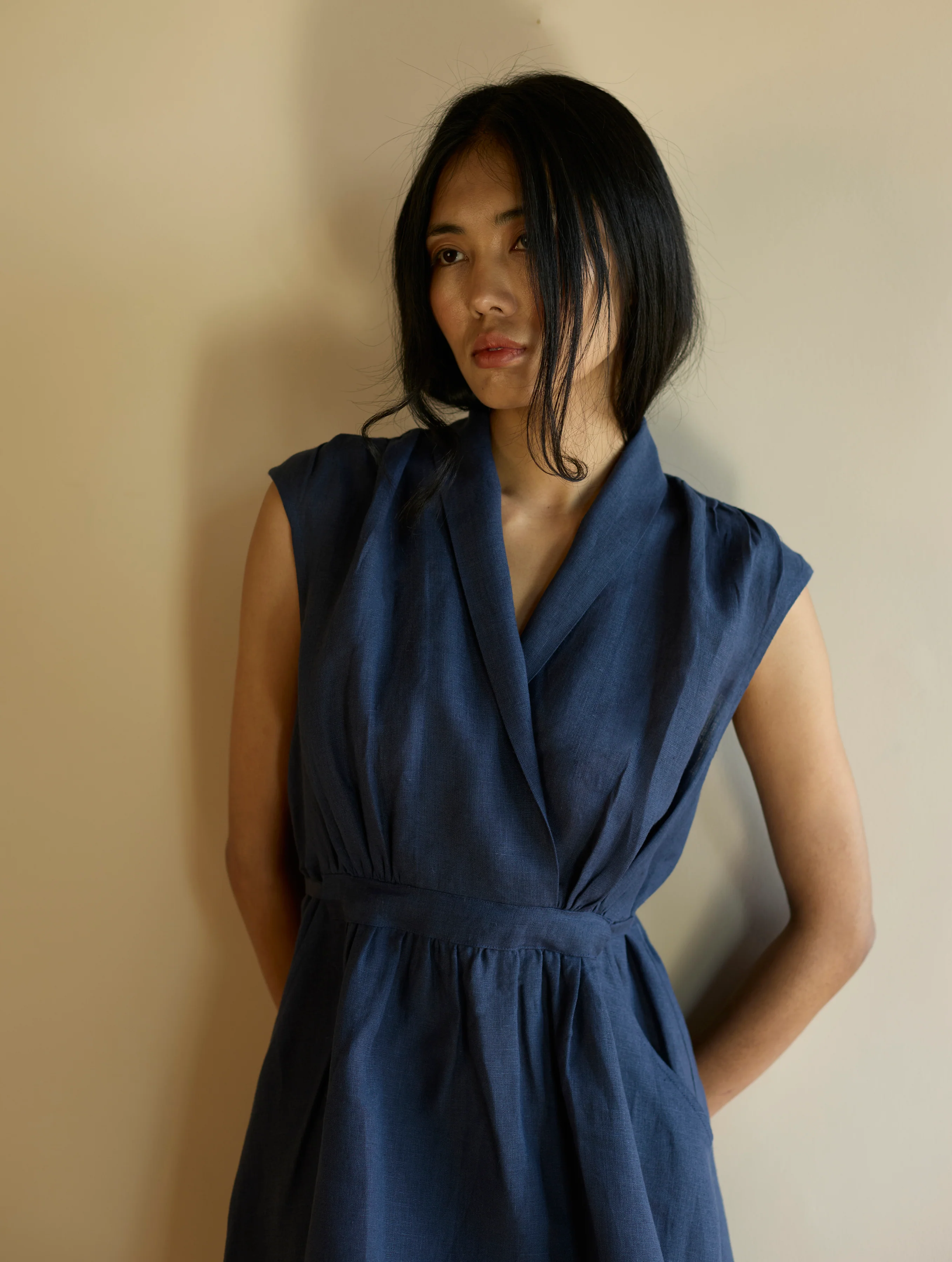 Kara Shawl Collar Linen Dress - Navy - Image 7