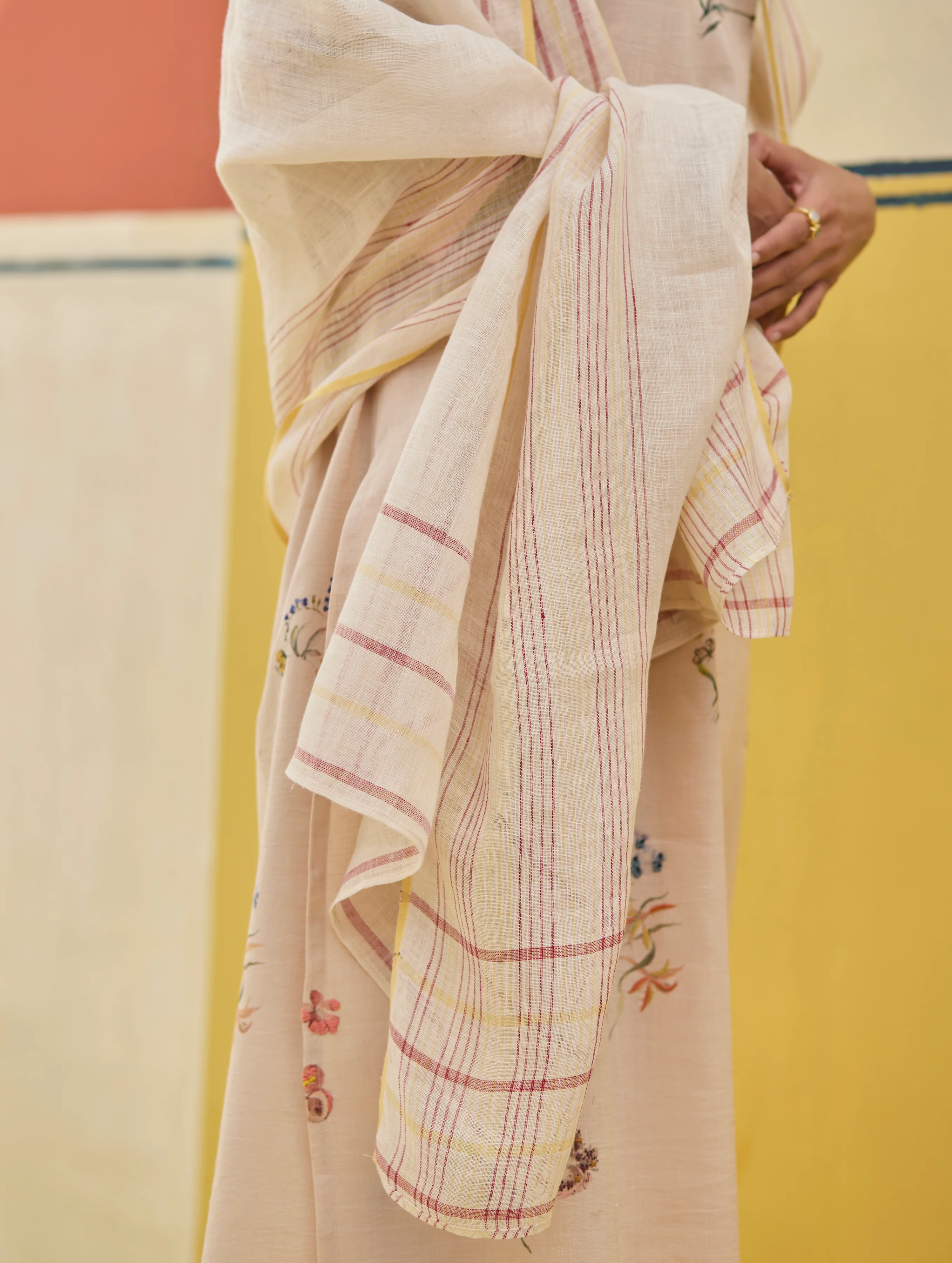 Kera Floral Embroidered Kurta Set
 - Sand - Image 9