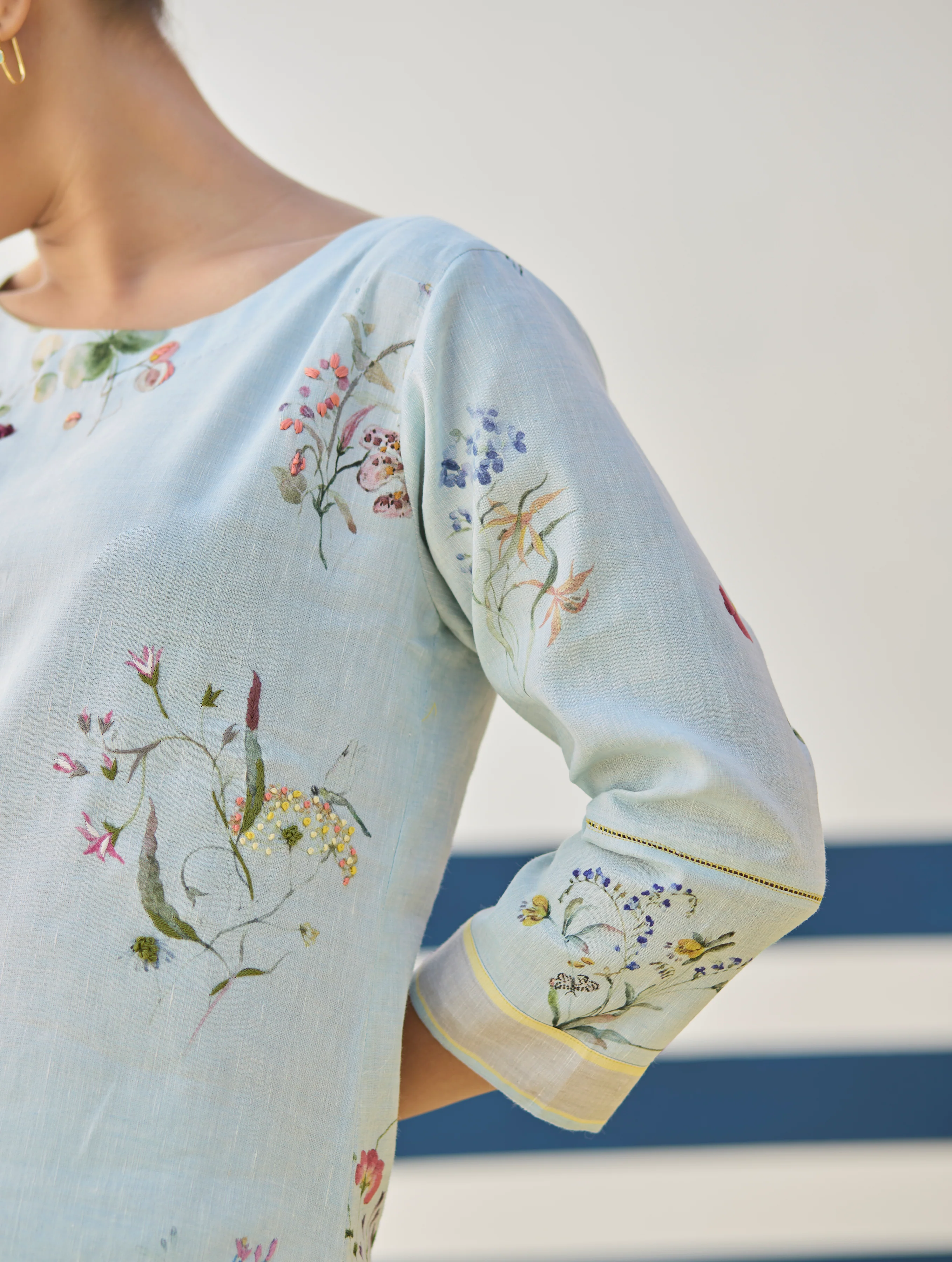 Kera Floral Embroidered Kurta Set
 - Sky - Image 4