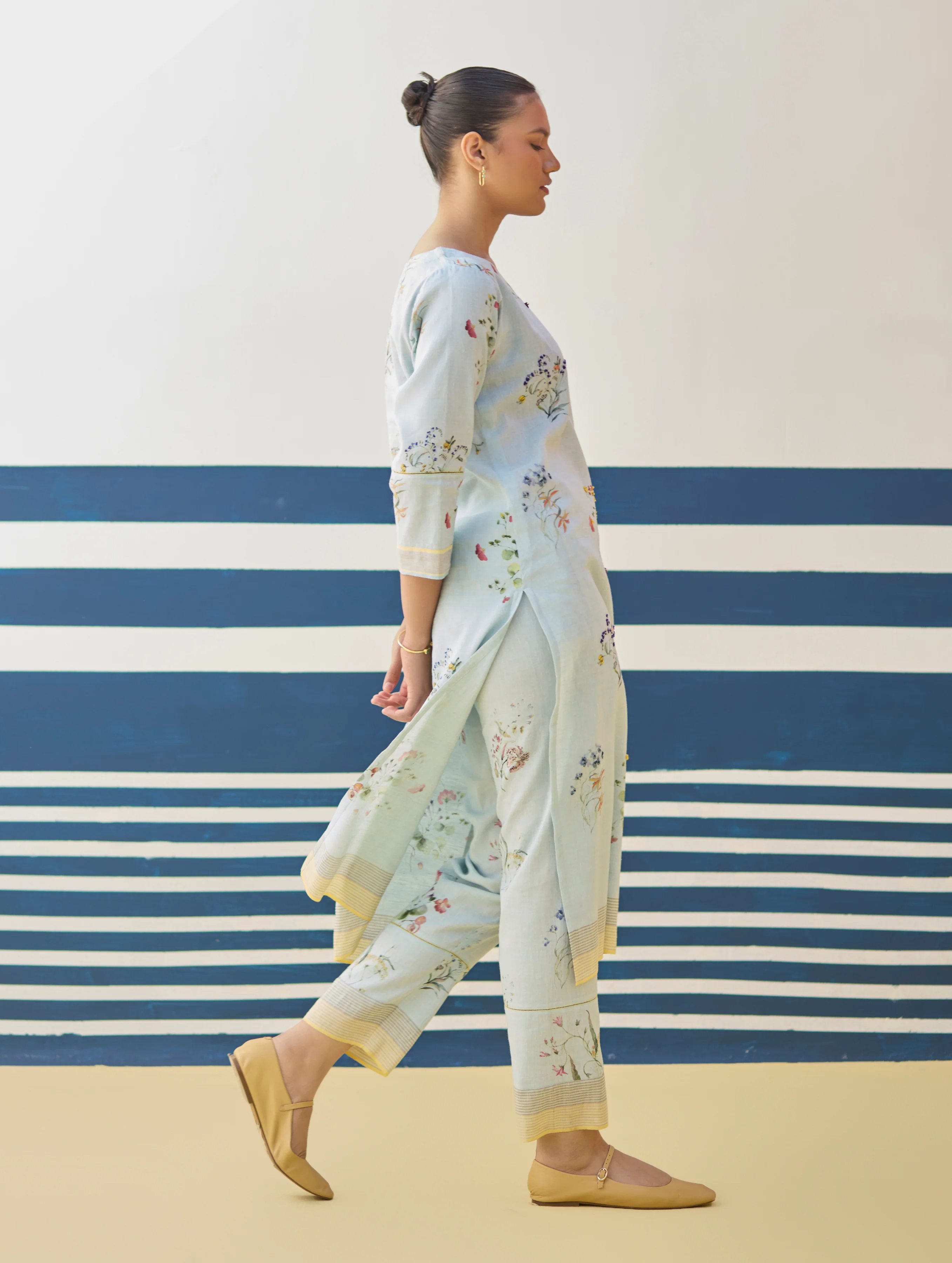 Kera Floral Embroidered Kurta Set
 - Sky - Image 7