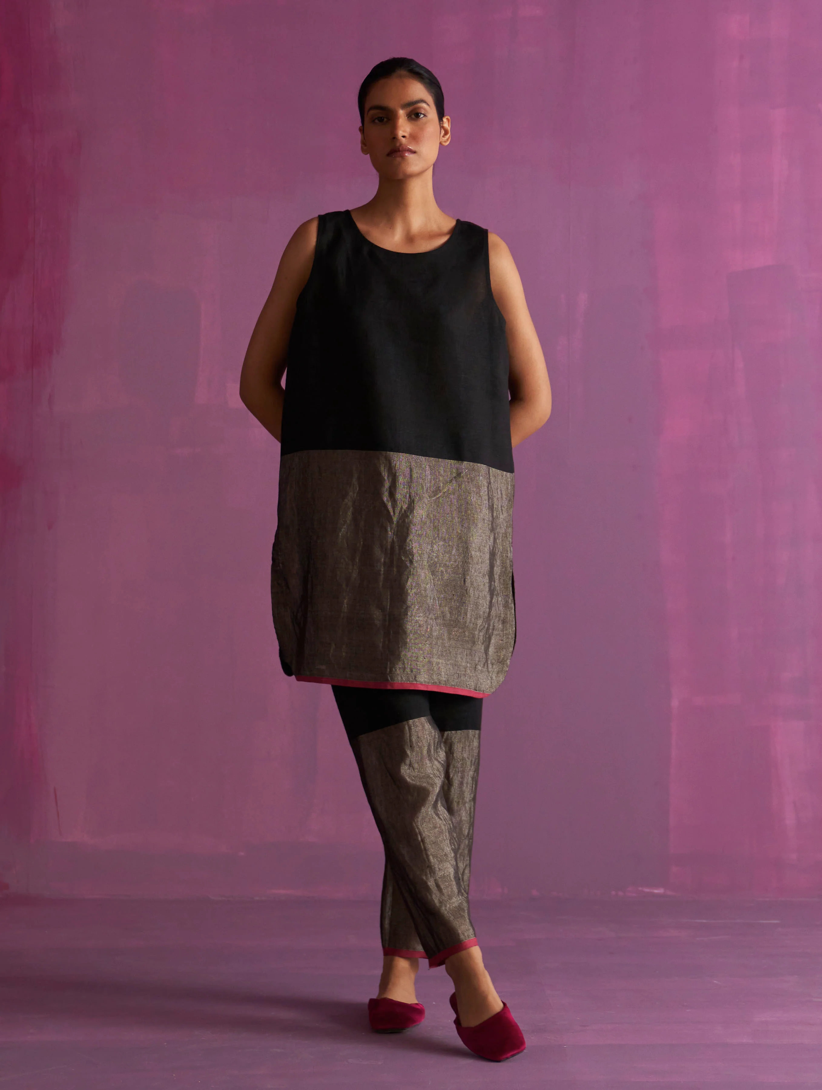 Keri Sleeveless Linen Kurta - Black - Image 6