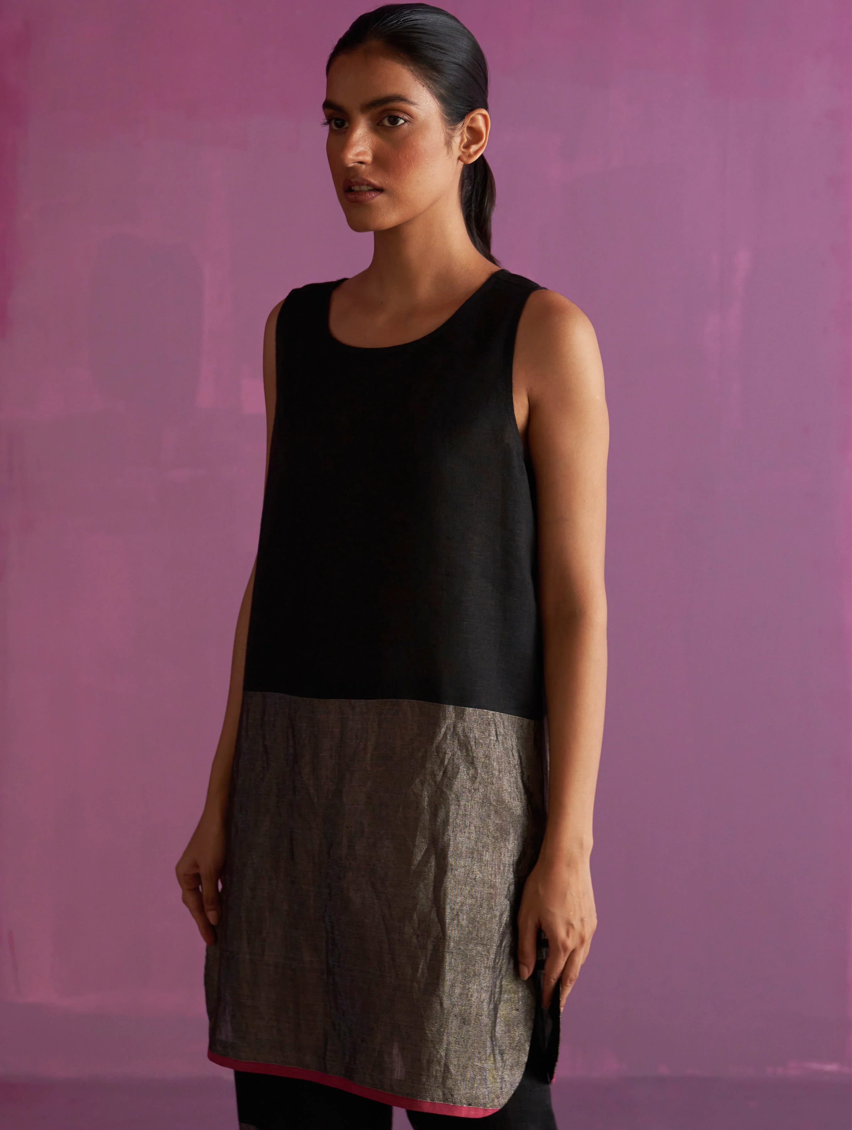 Keri Sleeveless Linen Kurta Set - Black - Image 9