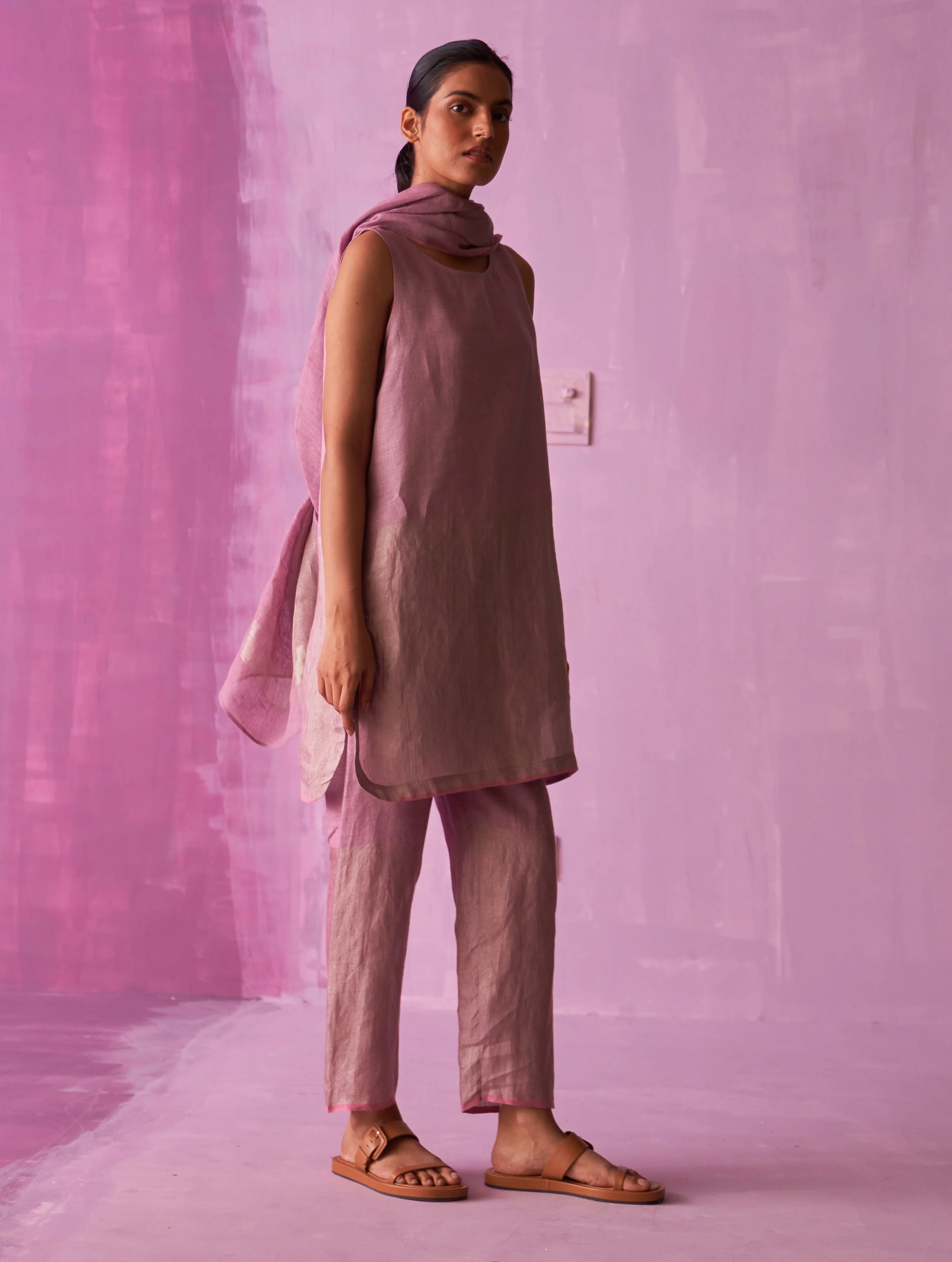 Keri Sleeveless Linen Kurta Set - Lavender - Image 5