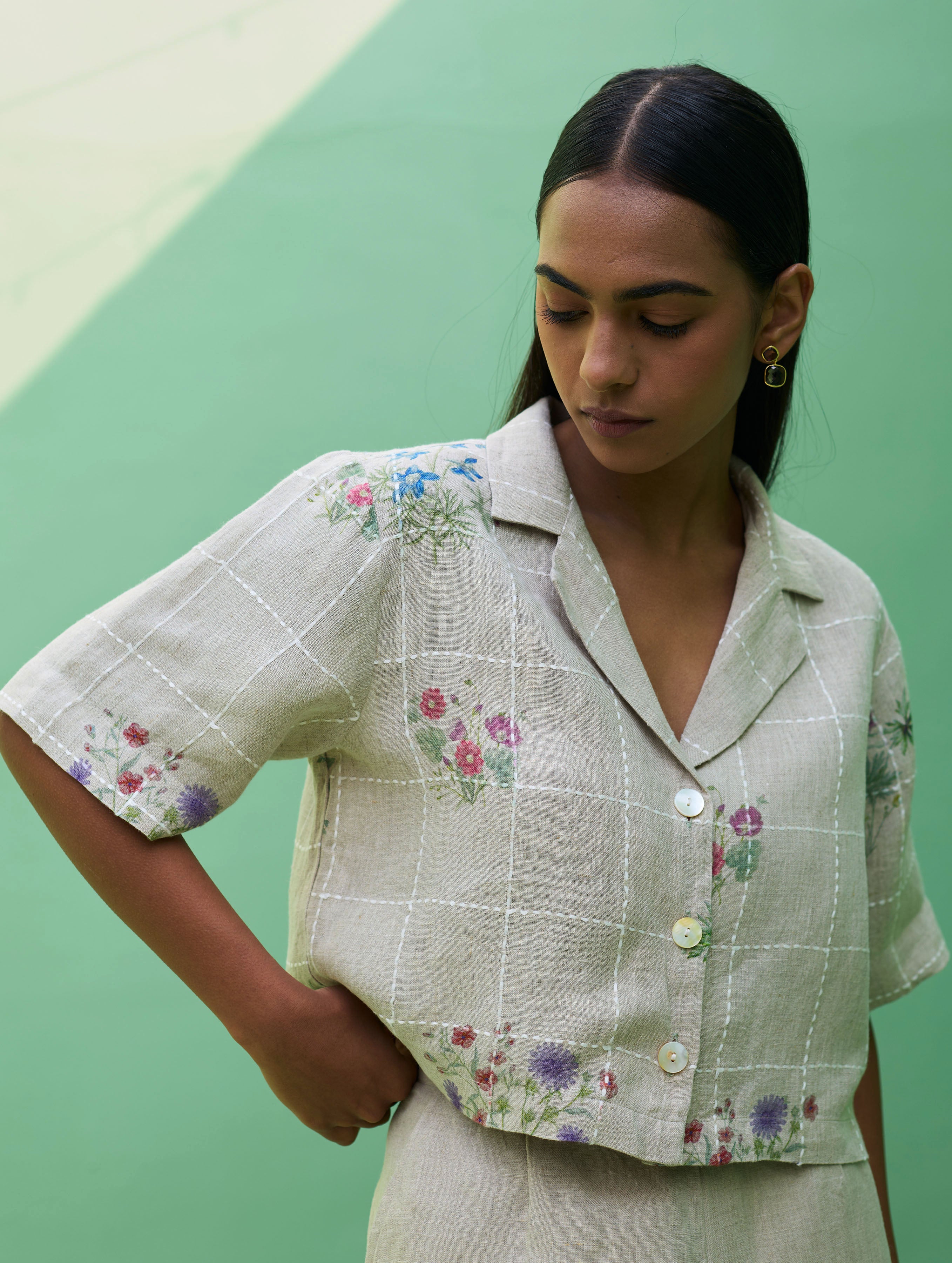 Kiera Cuban Collar Botanical Linen Shirt - Natural - Image 12