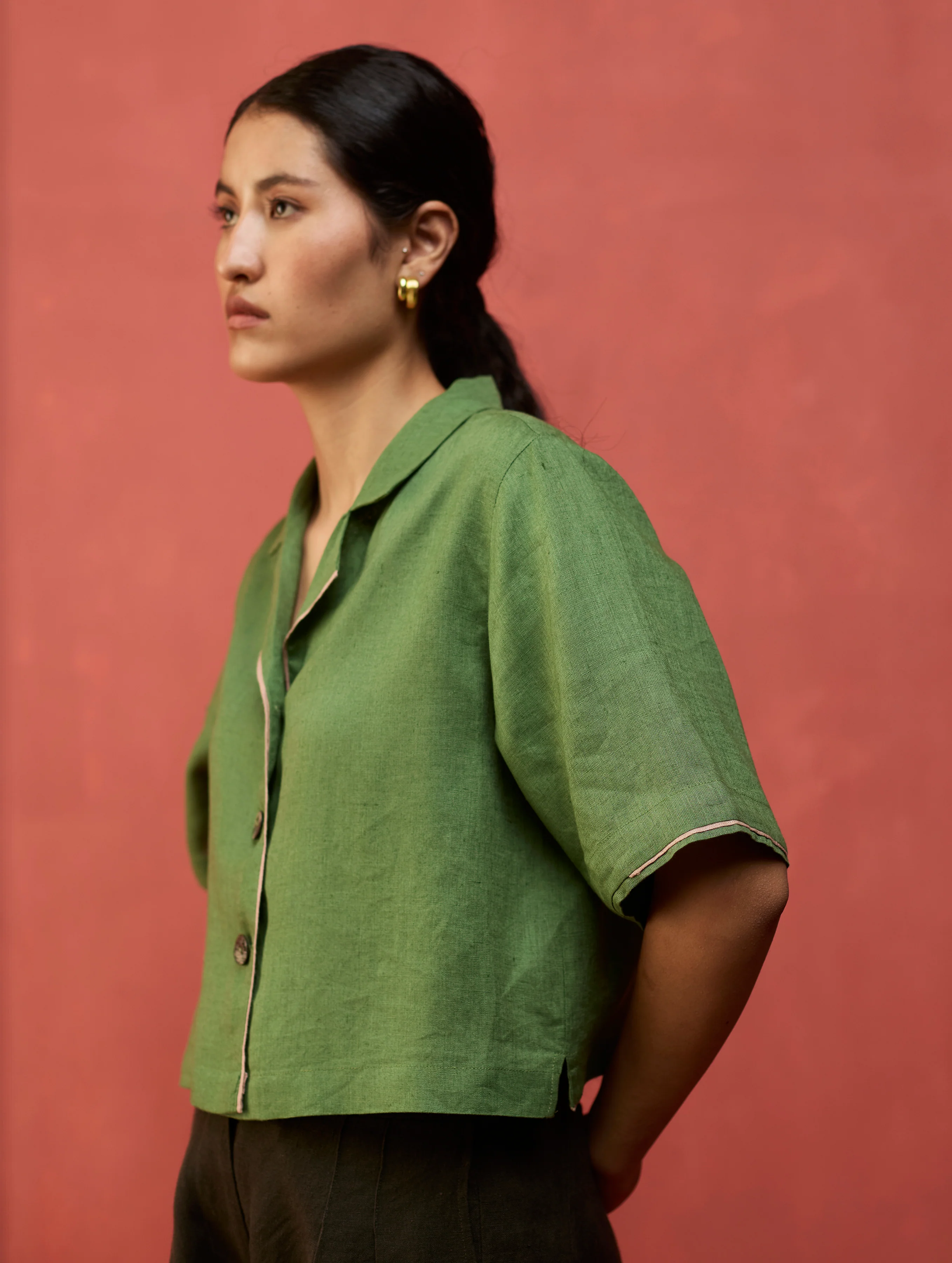 Kiera Cuban Collar Linen Shirt - Fern Green - Image 5
