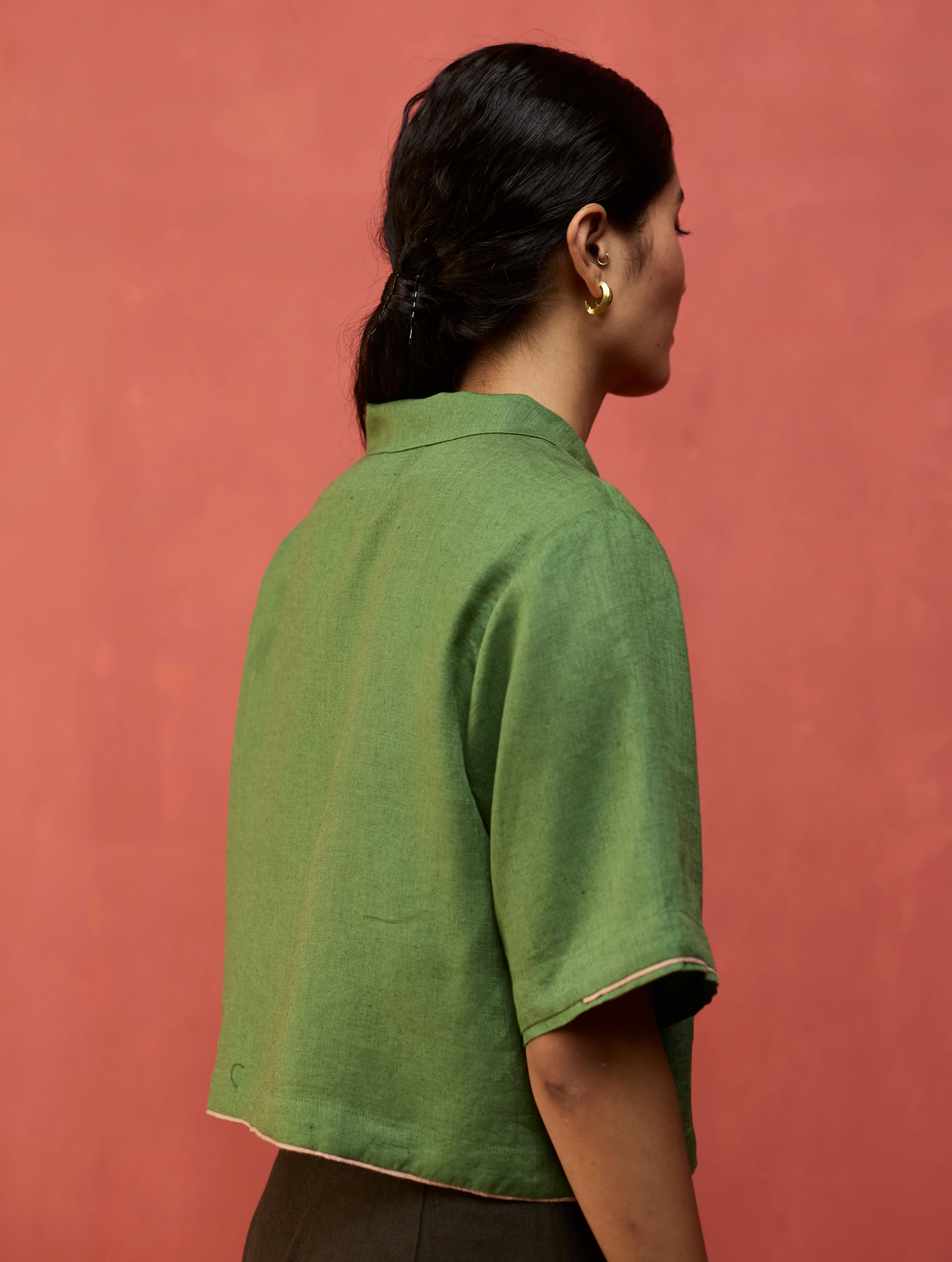 Kiera Cuban Collar Linen Shirt - Fern Green - Image 6