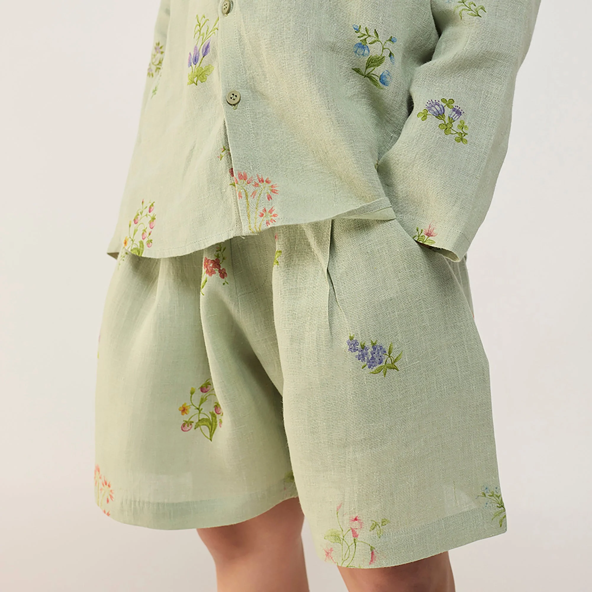Kimi Timeless Linen Shorts - Mint - Image 5
