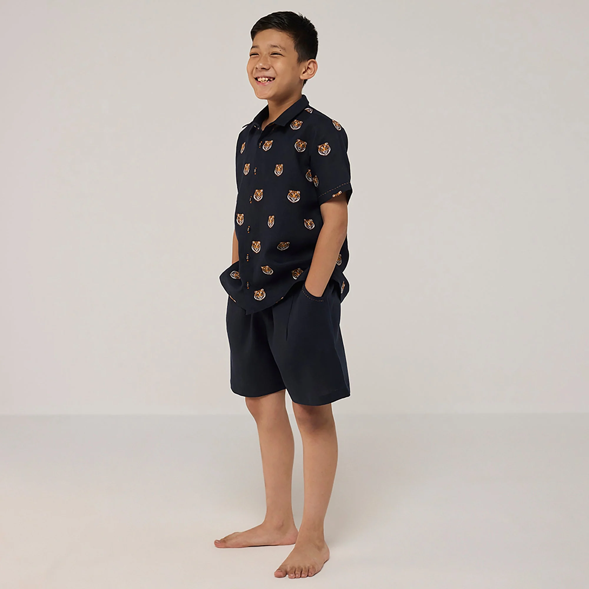 Kin Linen Shirt - Navy - Image 2