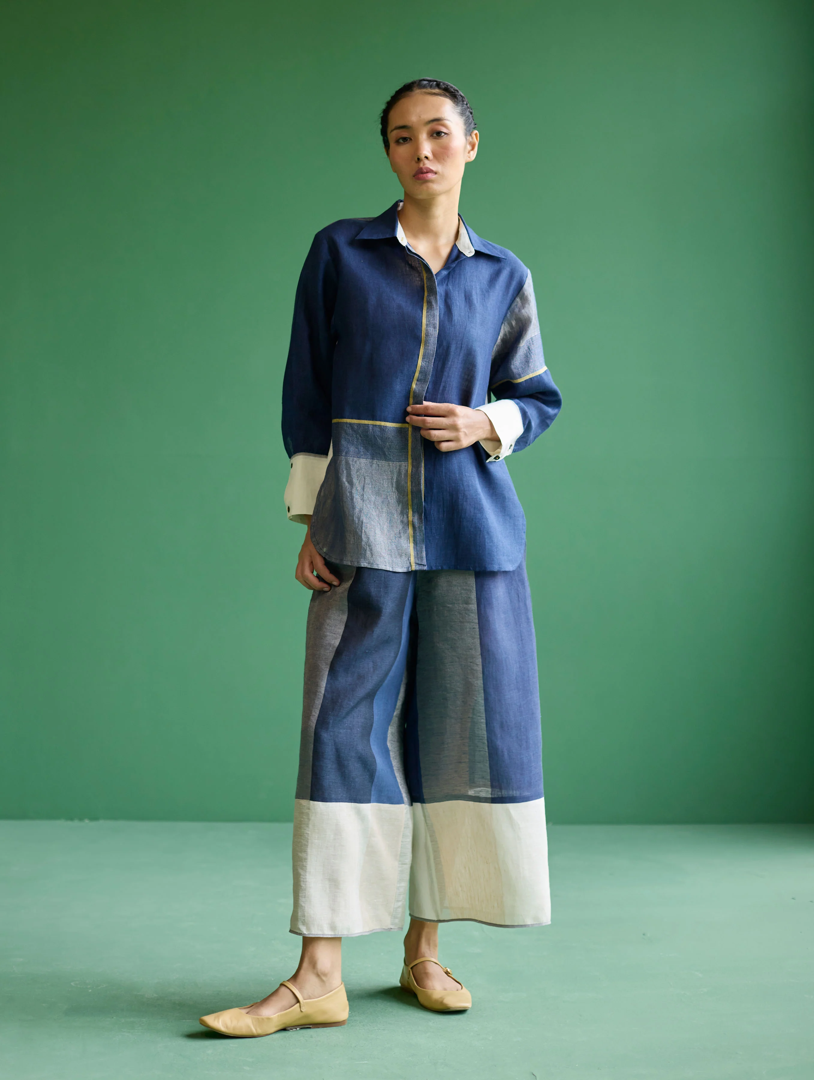 Kio Color-Blocked Linen Pant - Navy - Image 2