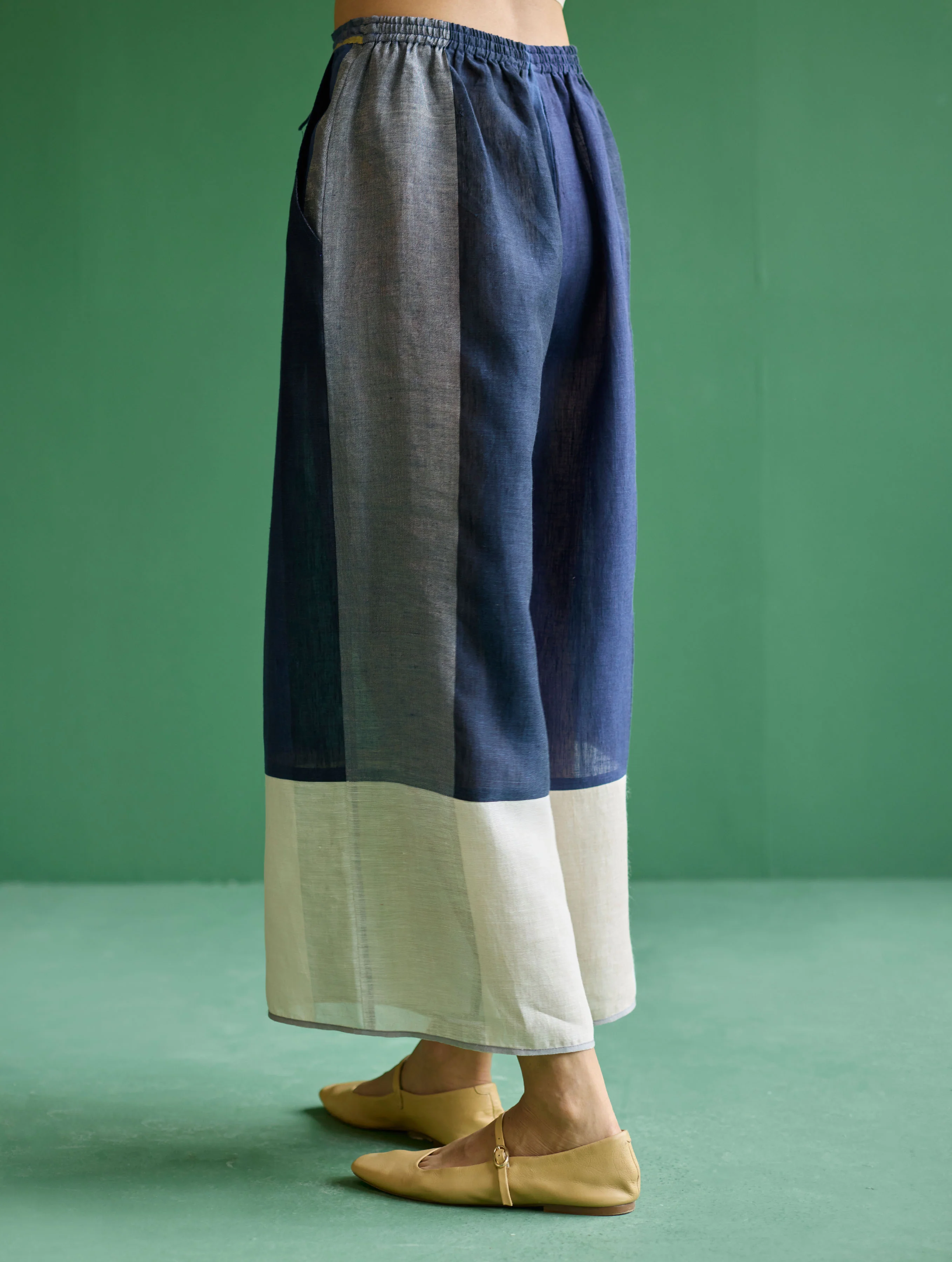 Kio Color-Blocked Linen Pant - Navy - Image 6