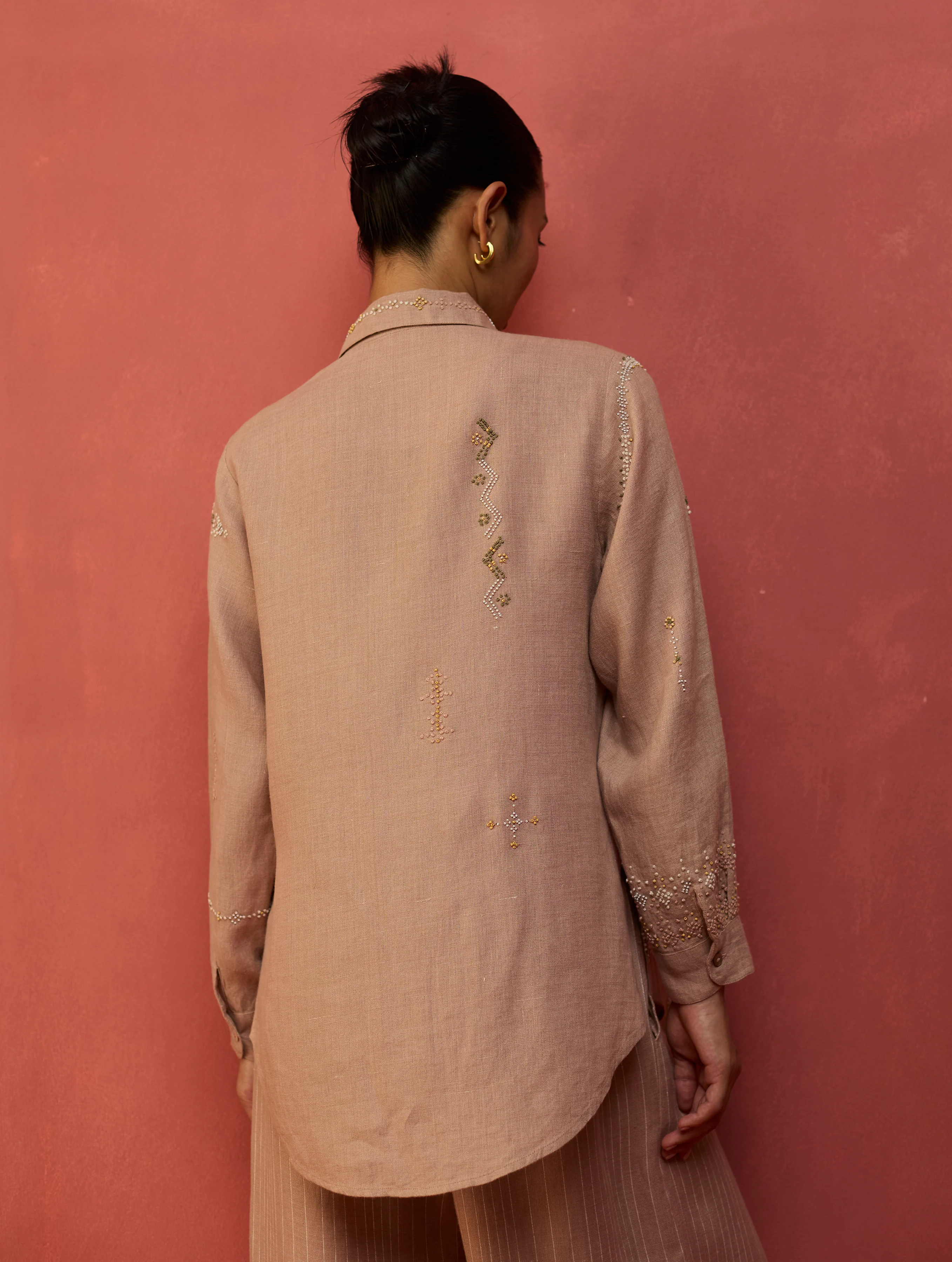 Kira Hand-Embroidered Linen Shirt - Dusty Rose - Image 10