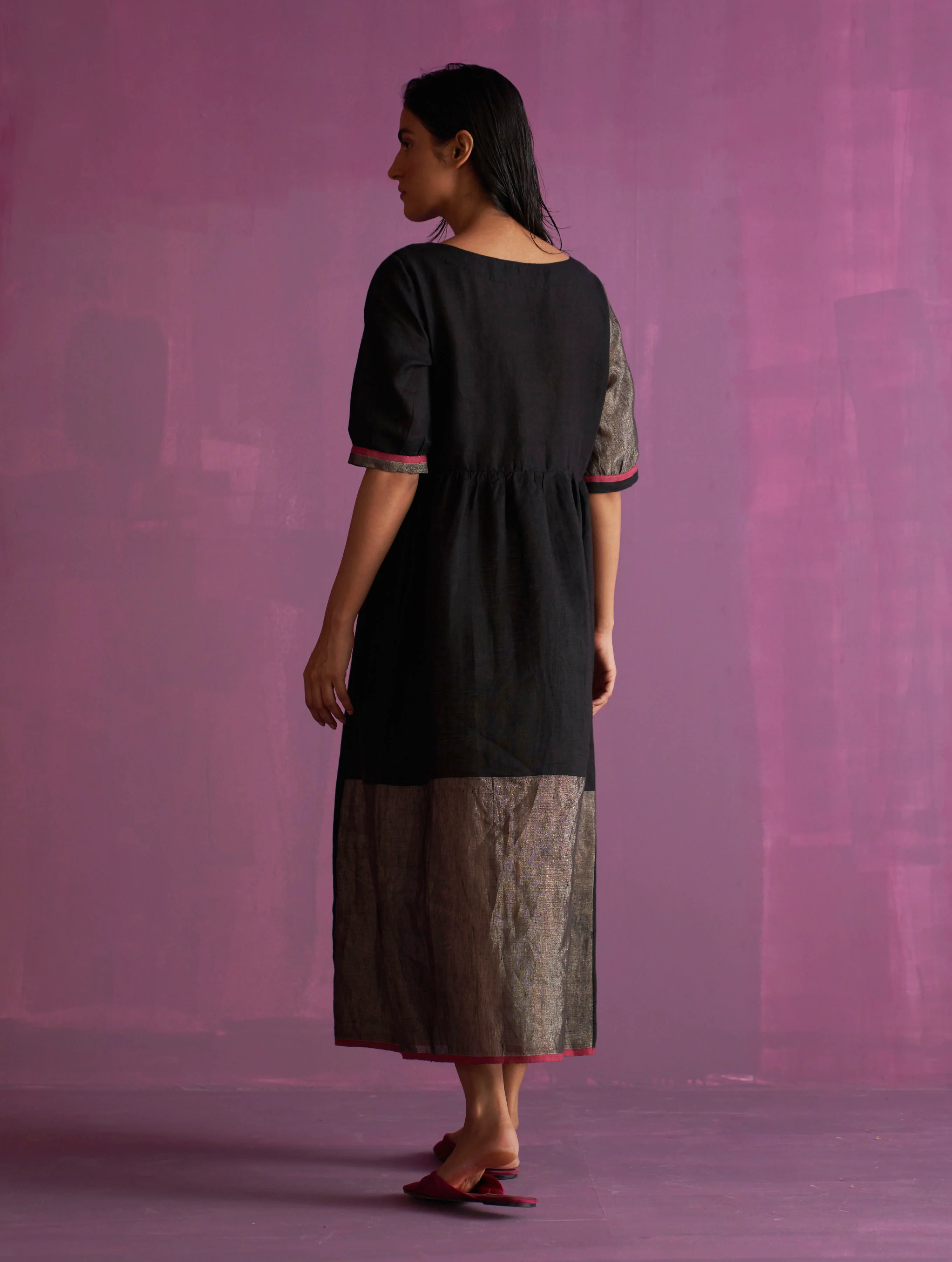 Kiri Signature Linen Dress - Black - Image 5