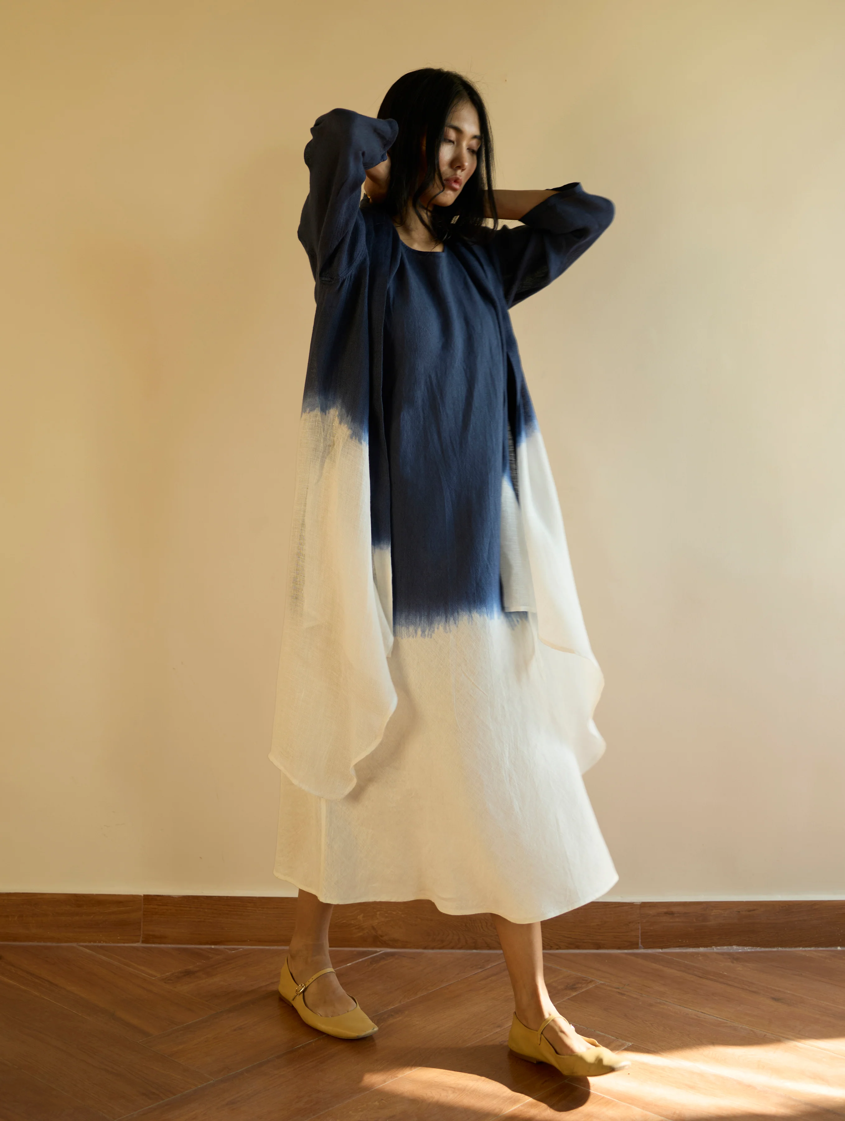 Kiya Ombre Hand-Dyed Linen Dress & Jacket - Navy - Image 5