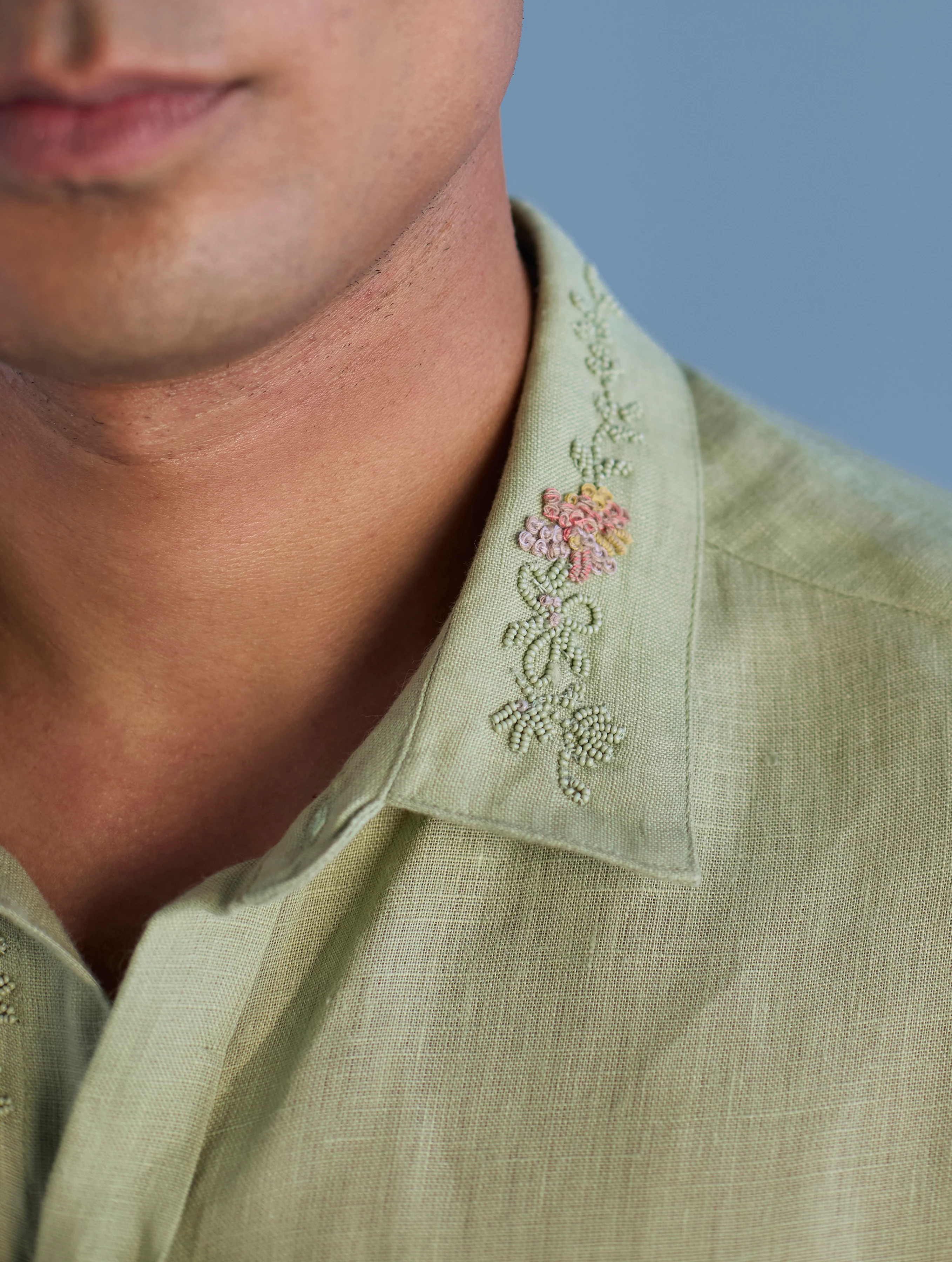 Kuru Hand-Embroidered Linen Shirt - Mint - Image 3