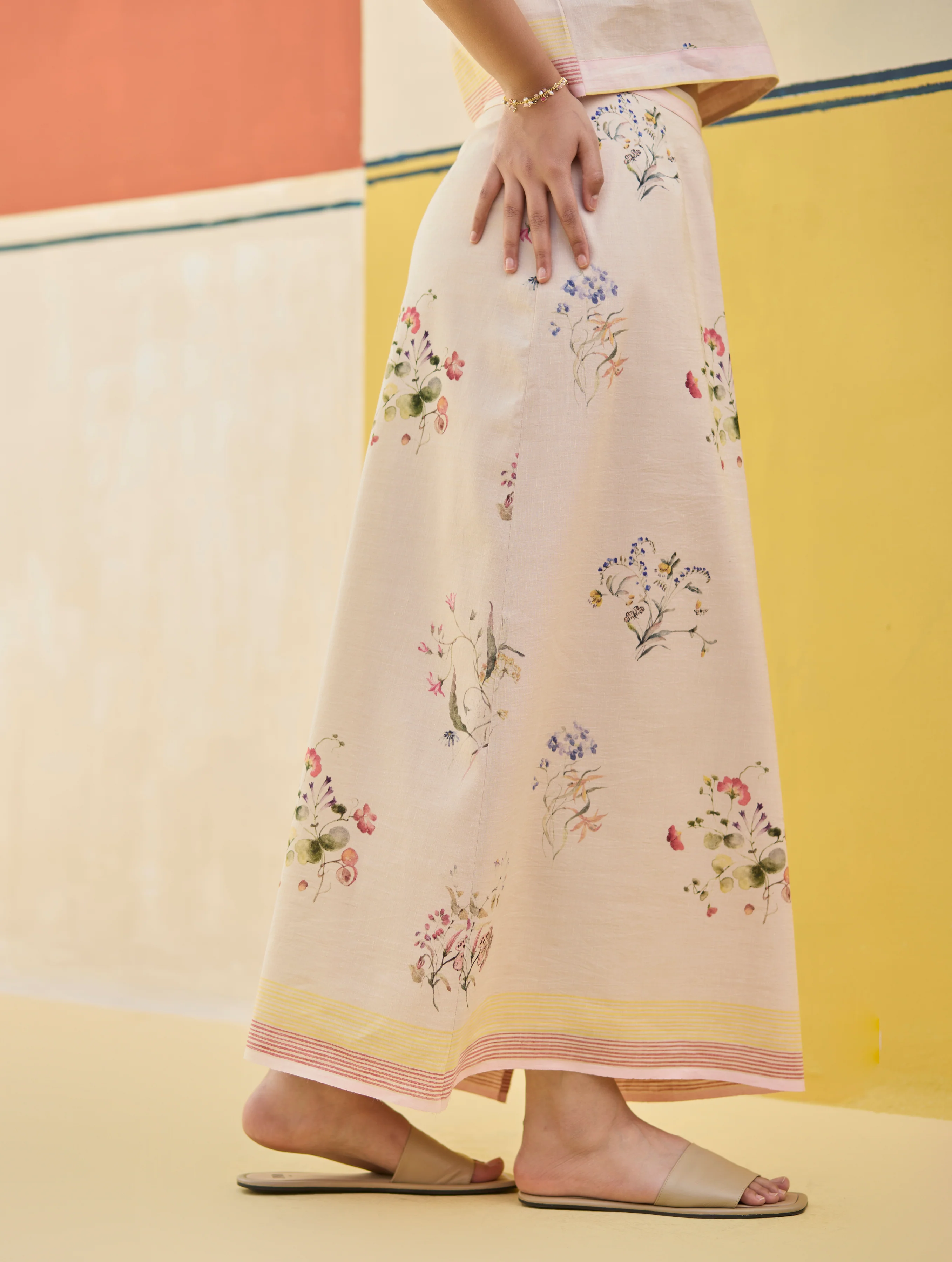 Leena Floral Co-ord Set
- Sand - Image 5