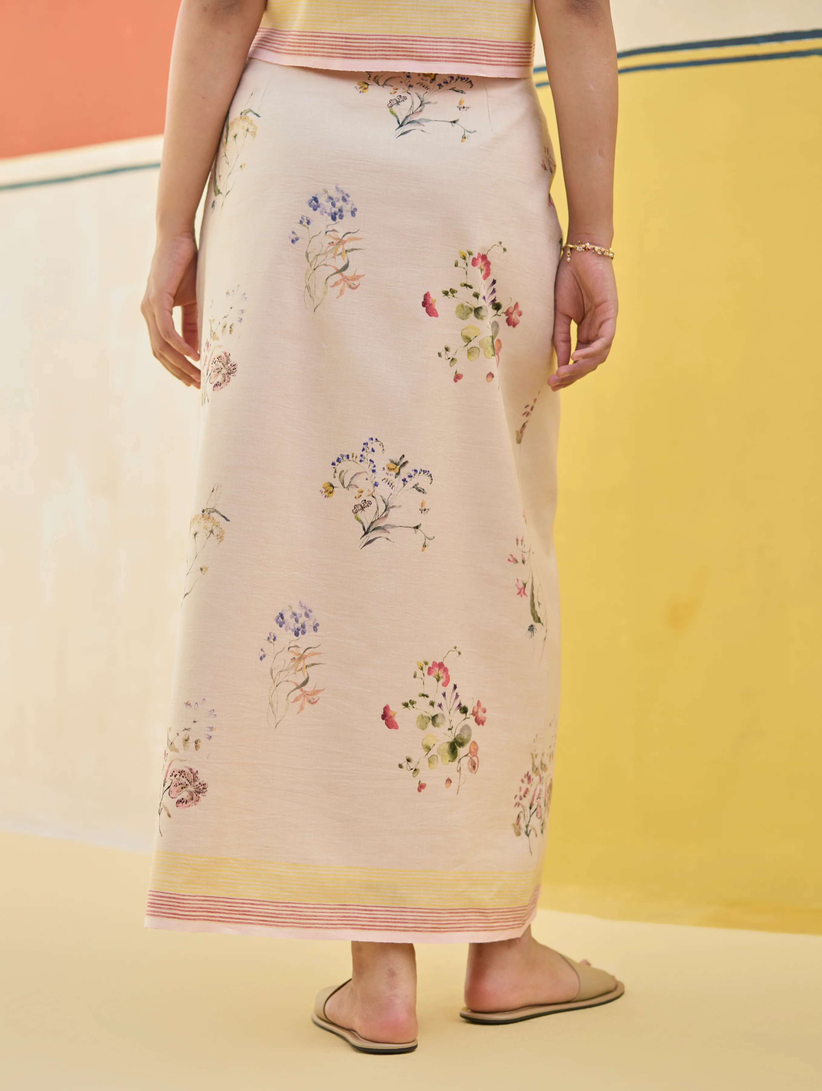 Leena Floral Co-ord Set
- Sand - Image 7