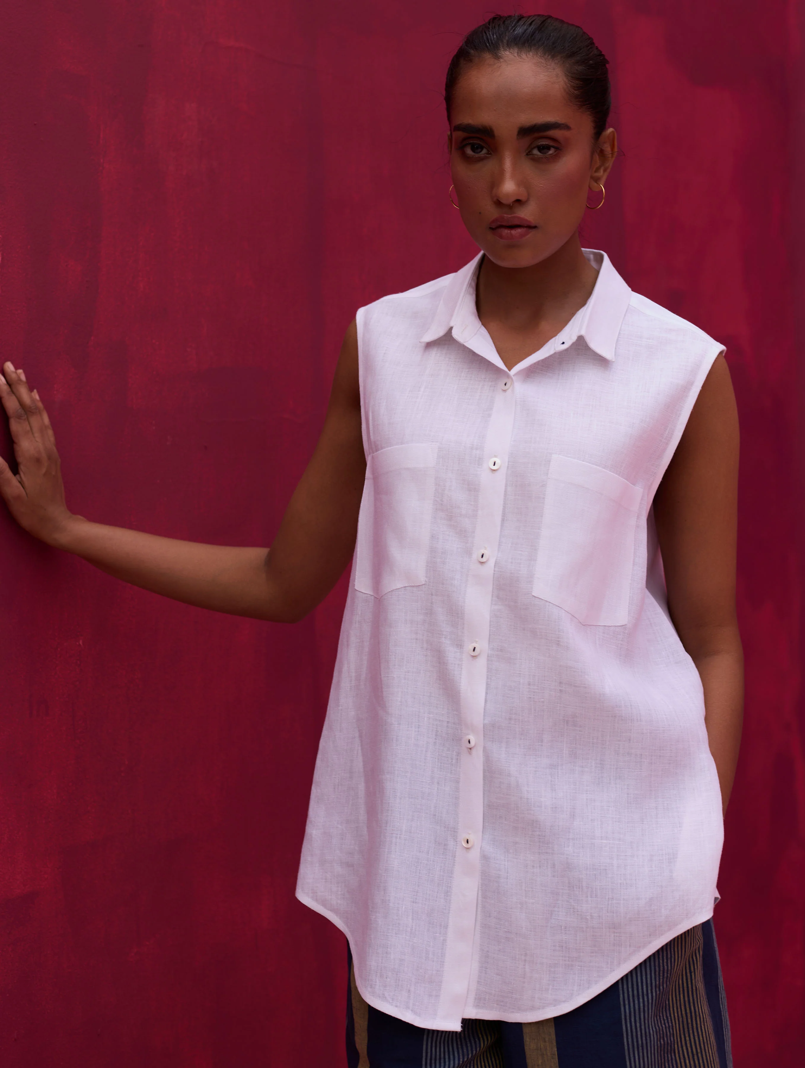 Lira Sleeveless Linen Shirt - Ivory - Image 3
