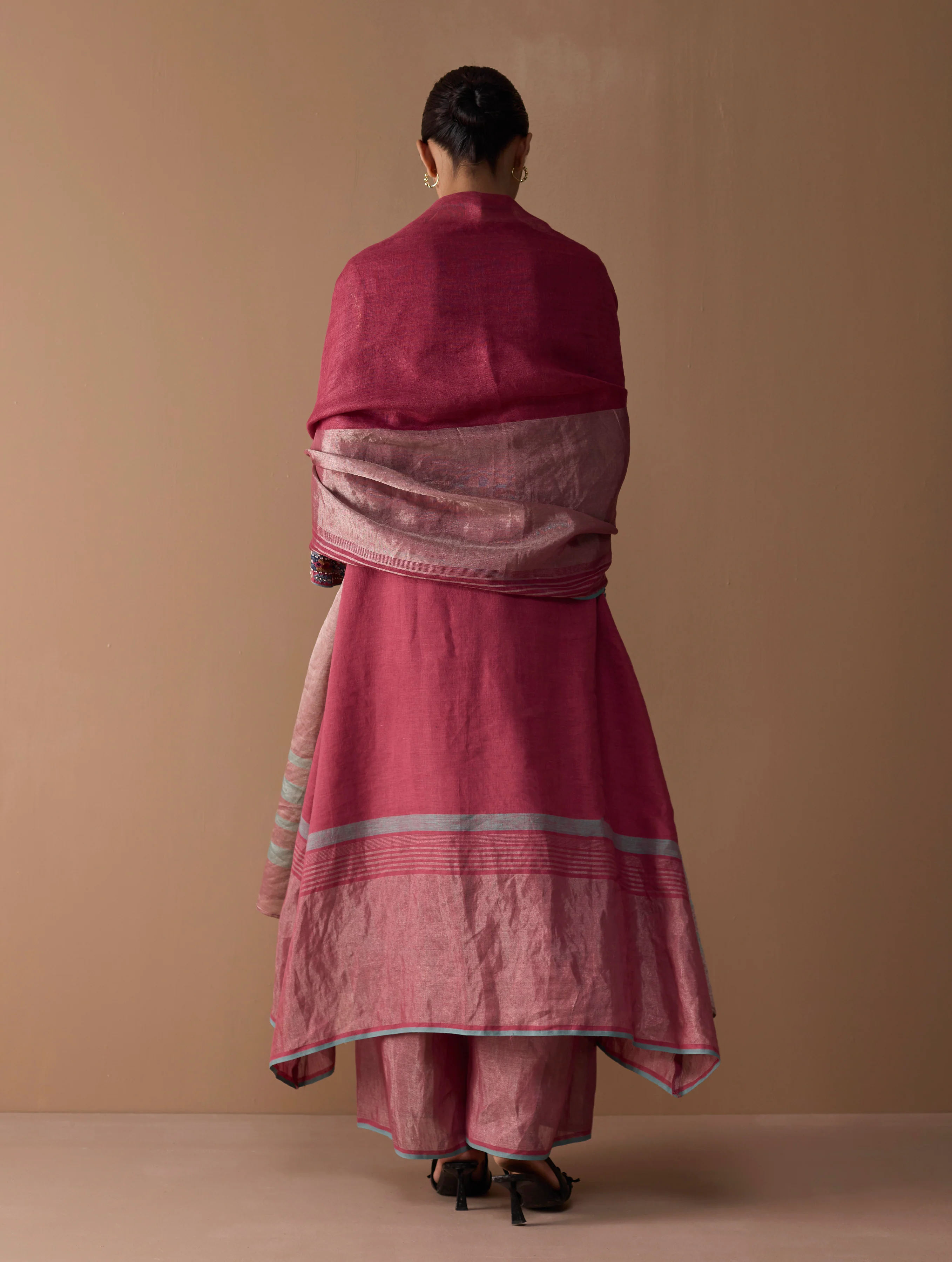 Mahra Hand-Embroidered Linen Kurta Set - Metallic Crimson - Image 9