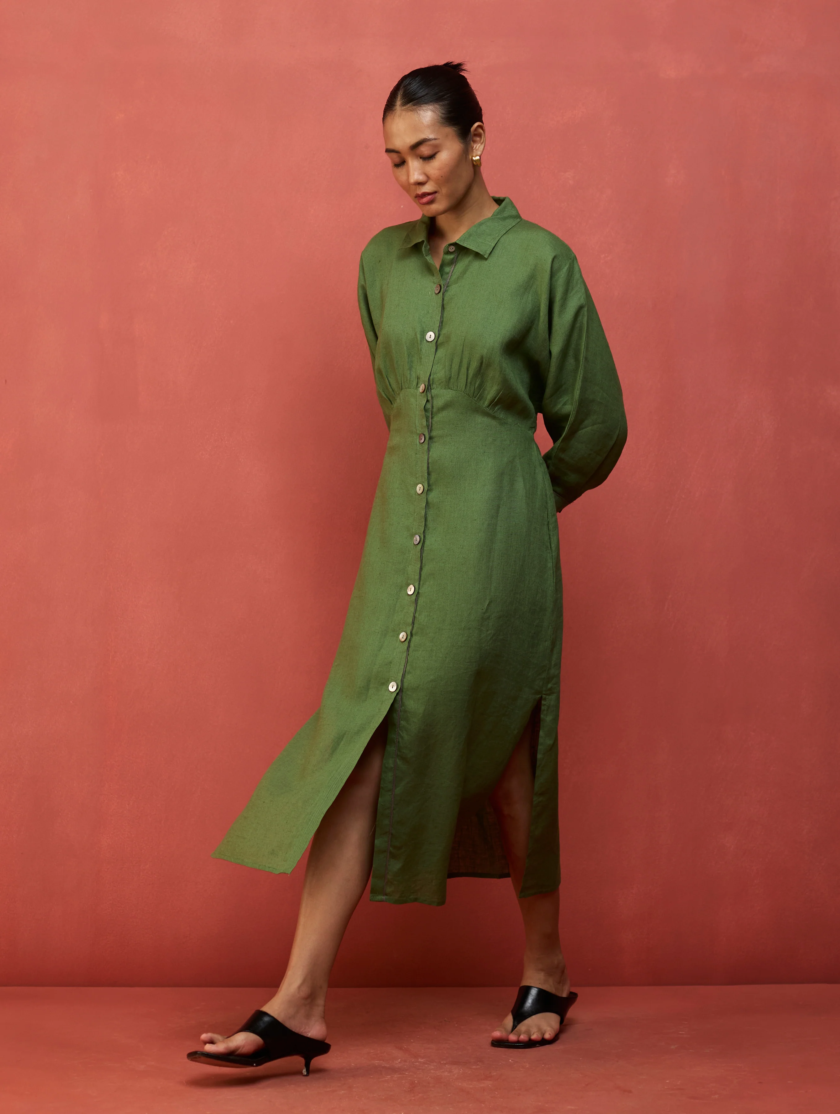 Masaru Buttoned Linen Dress - Fern Green - Image 5