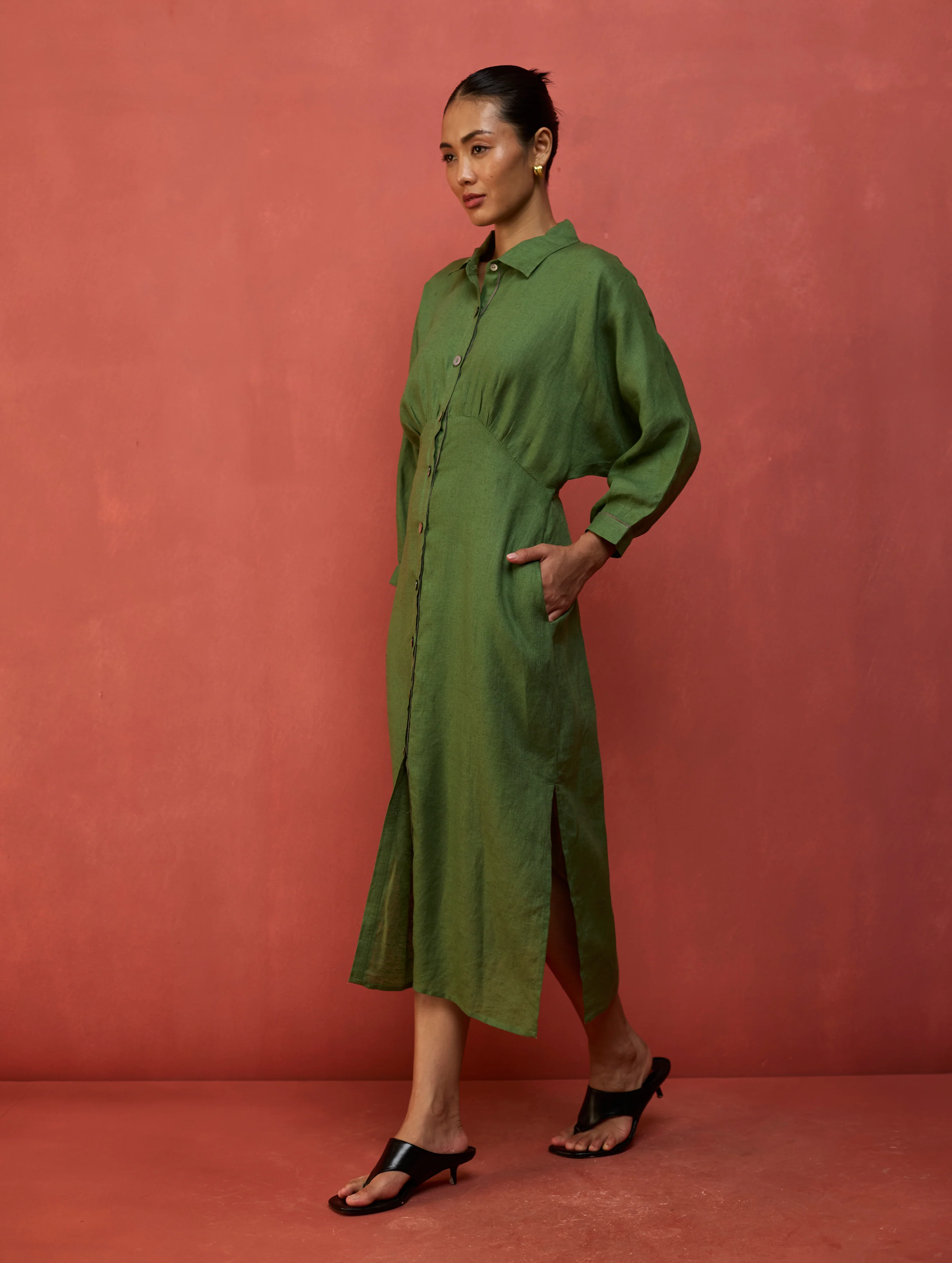 Masaru Buttoned Linen Dress - Fern Green - Image 8