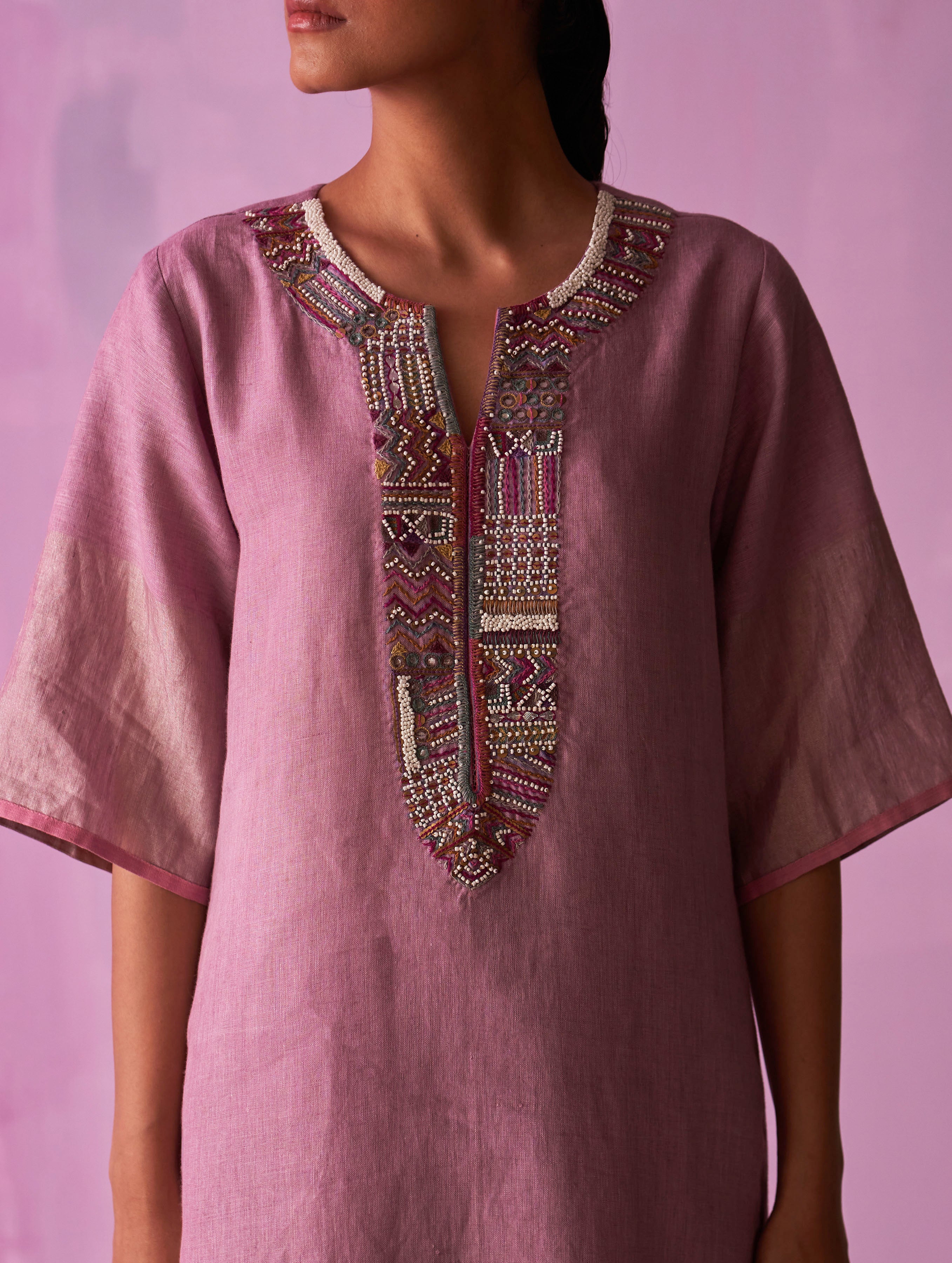 Mato Hand-Embroidered Kurta - Lavender - Image 2