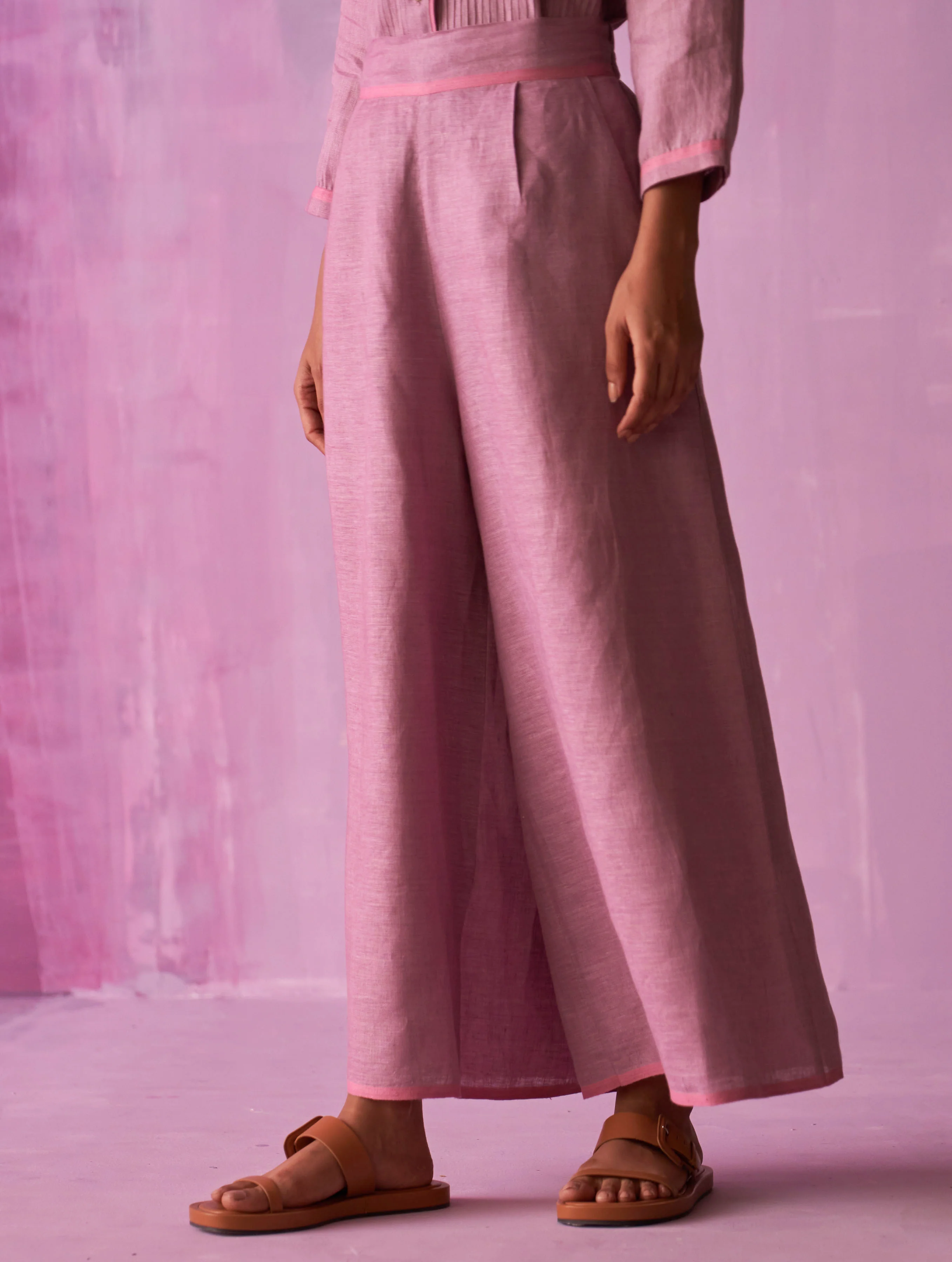 Mato Hand-Embroidered Kurta Set - Lavender - Image 9
