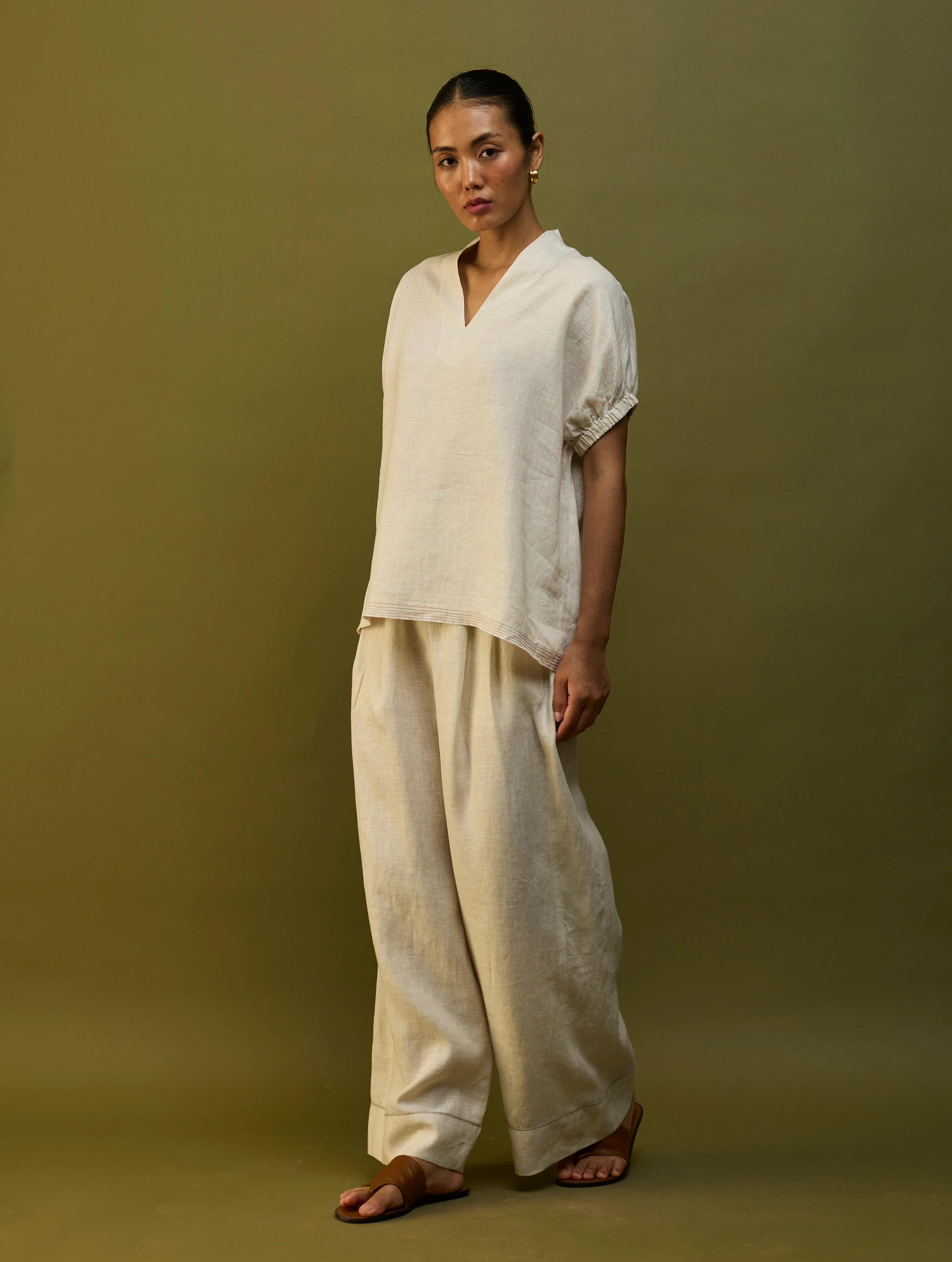 Mekko Pleated Linen Trousers - Off White - Image 4