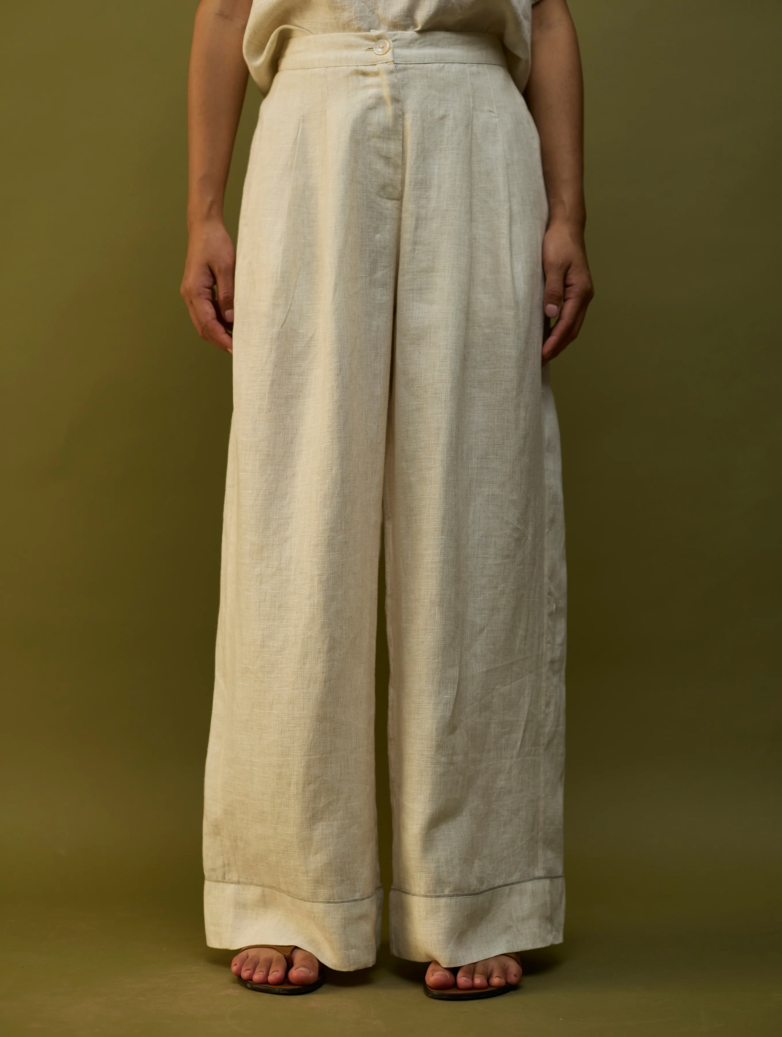 Mekko Pleated Linen Trousers - Off White - Image 7