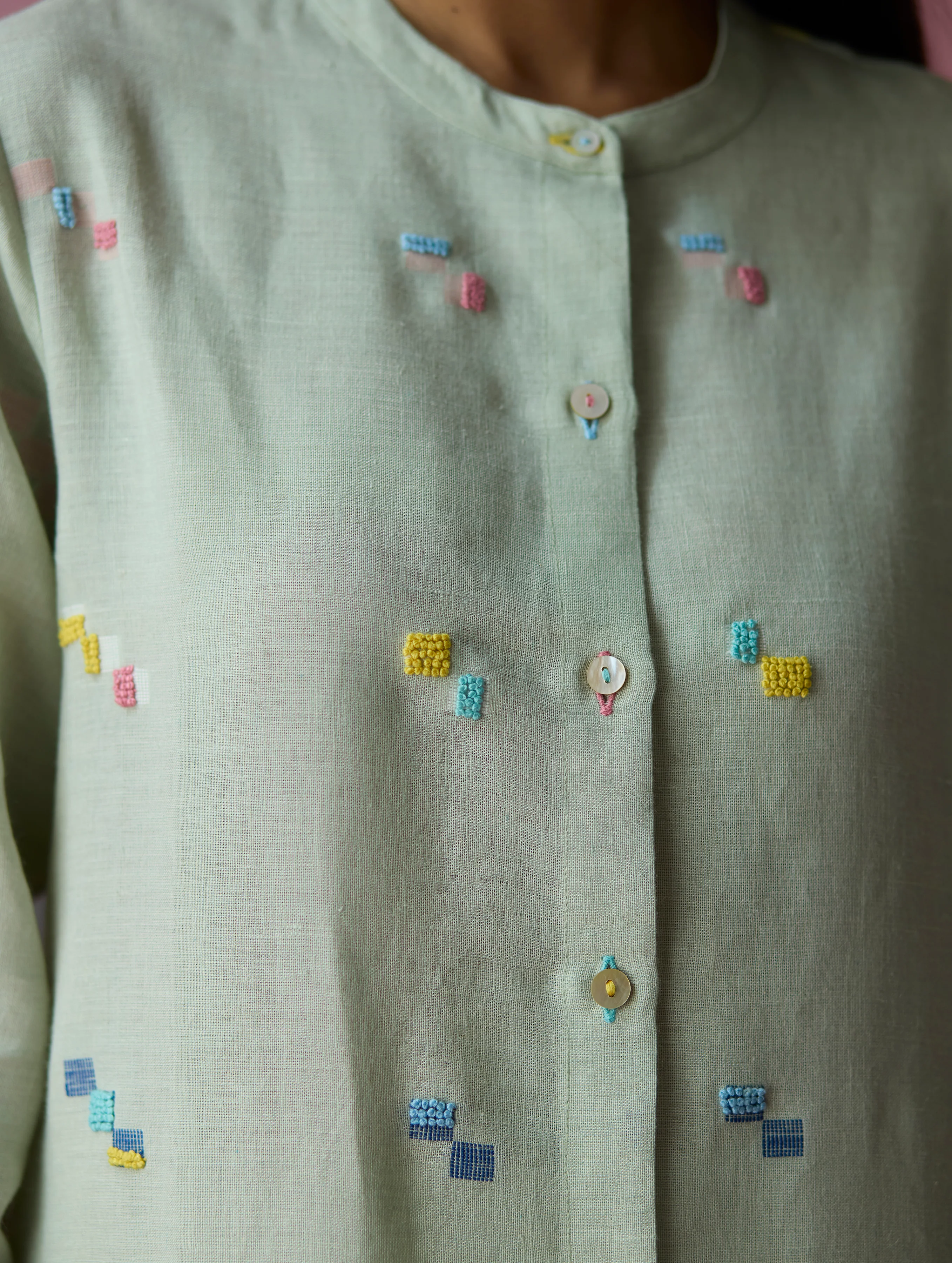Miel Hand-Embroidered Jamdani Linen Kurta Set - Aqua - Image 8