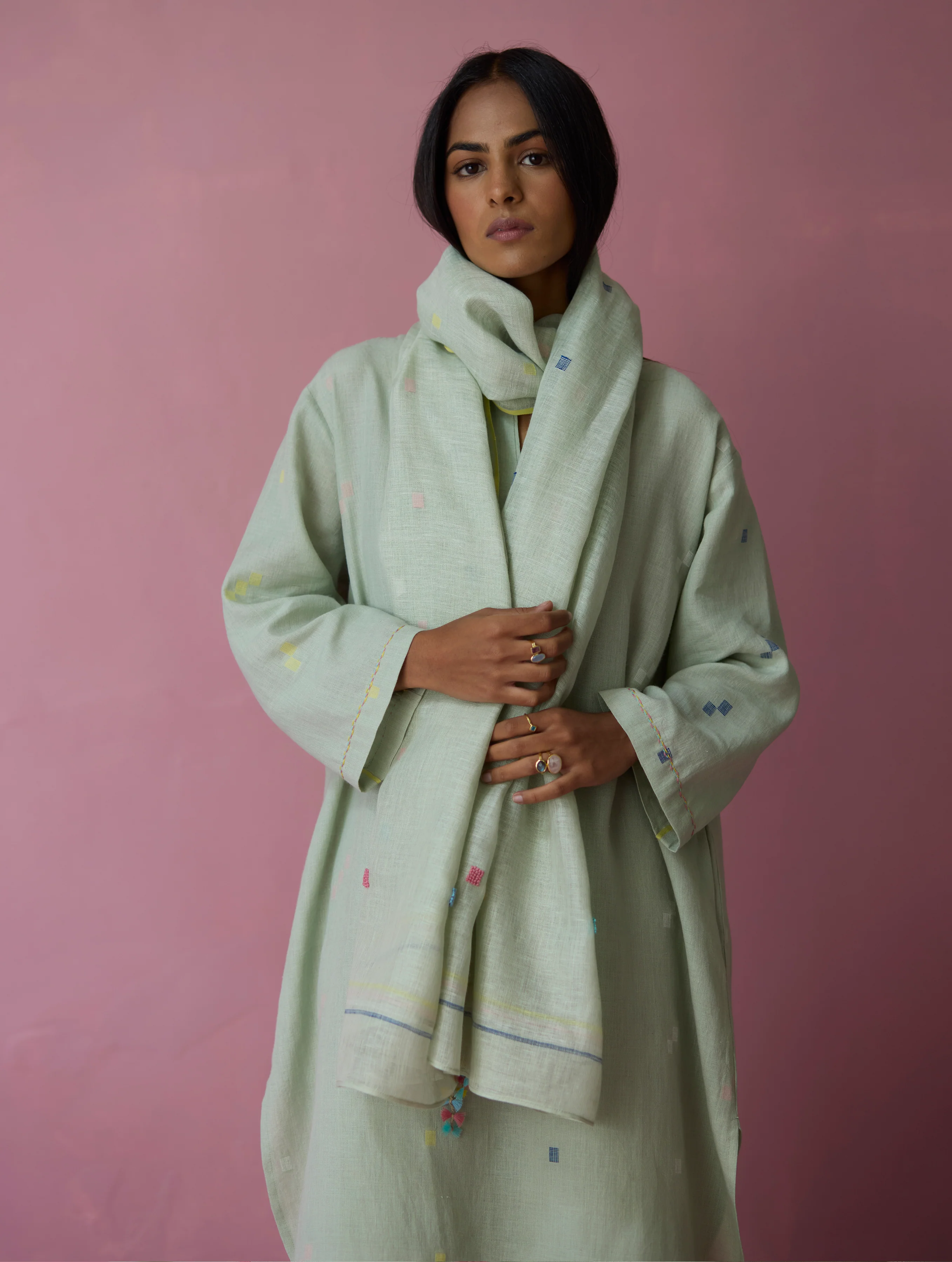 Mila Hand-Embroidered Jamdani Linen Dupatta - Aqua - Image 2