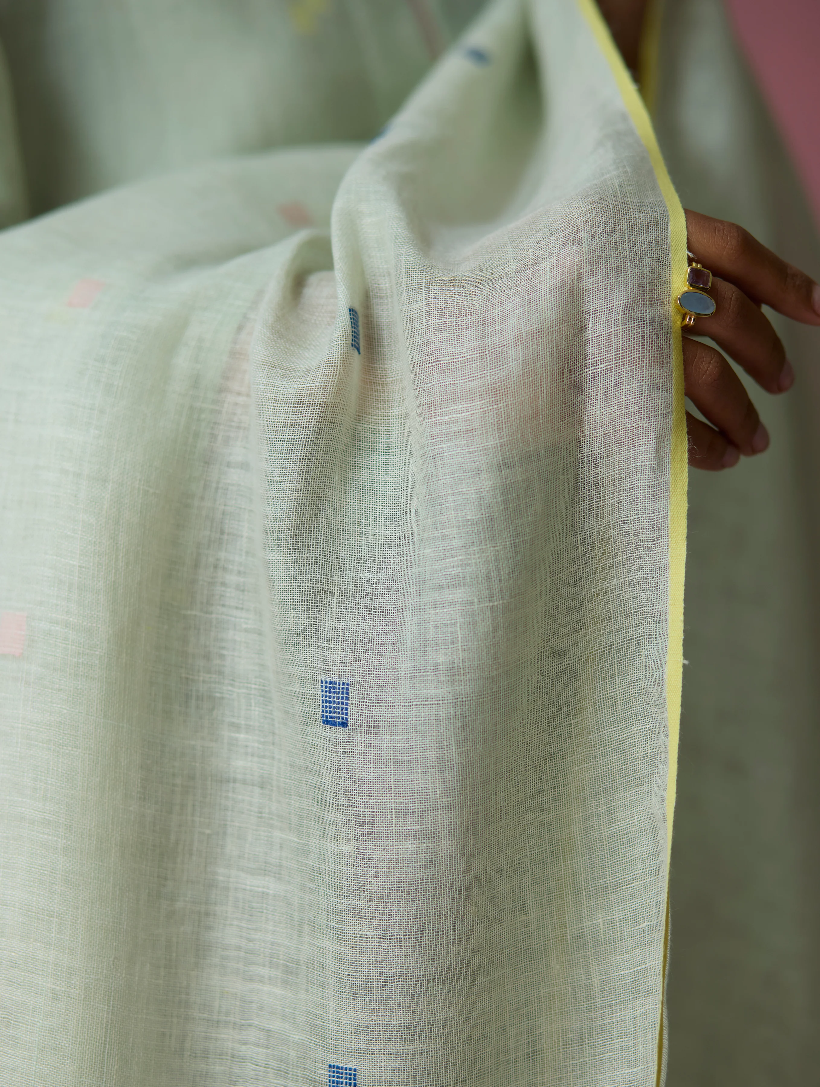 Mila Hand-Embroidered Jamdani Linen Dupatta - Aqua - Image 7