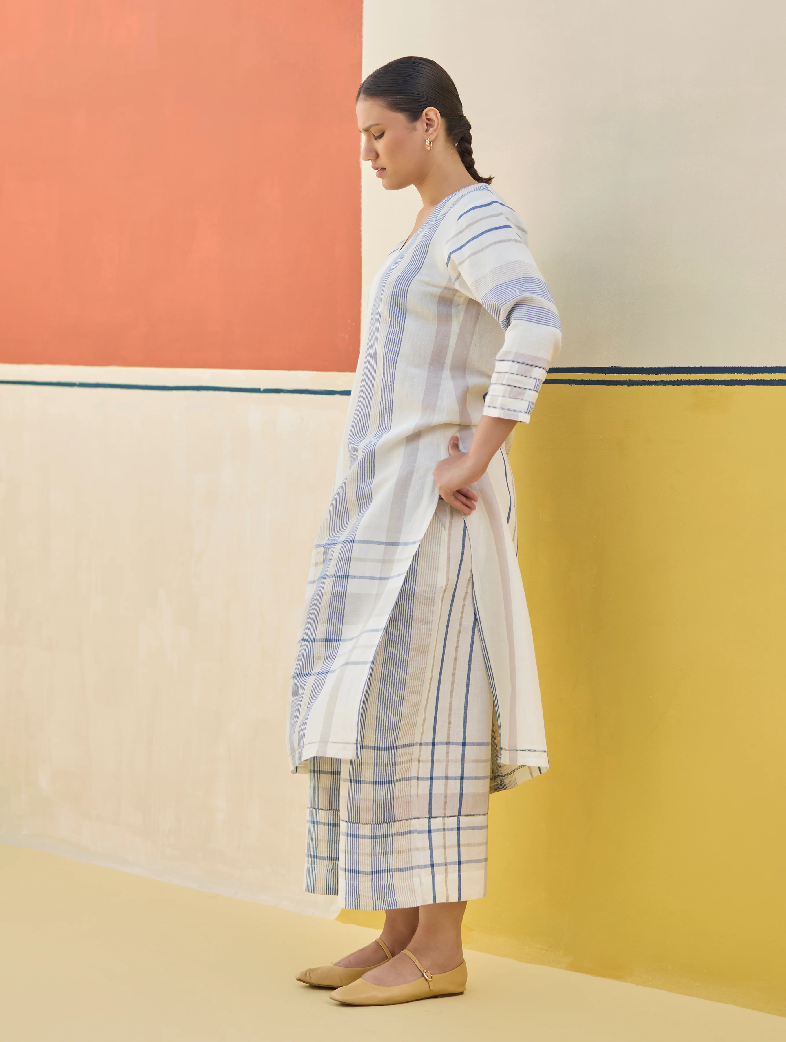 Misa Check Linen Kurta Set - Ivory - Image 5