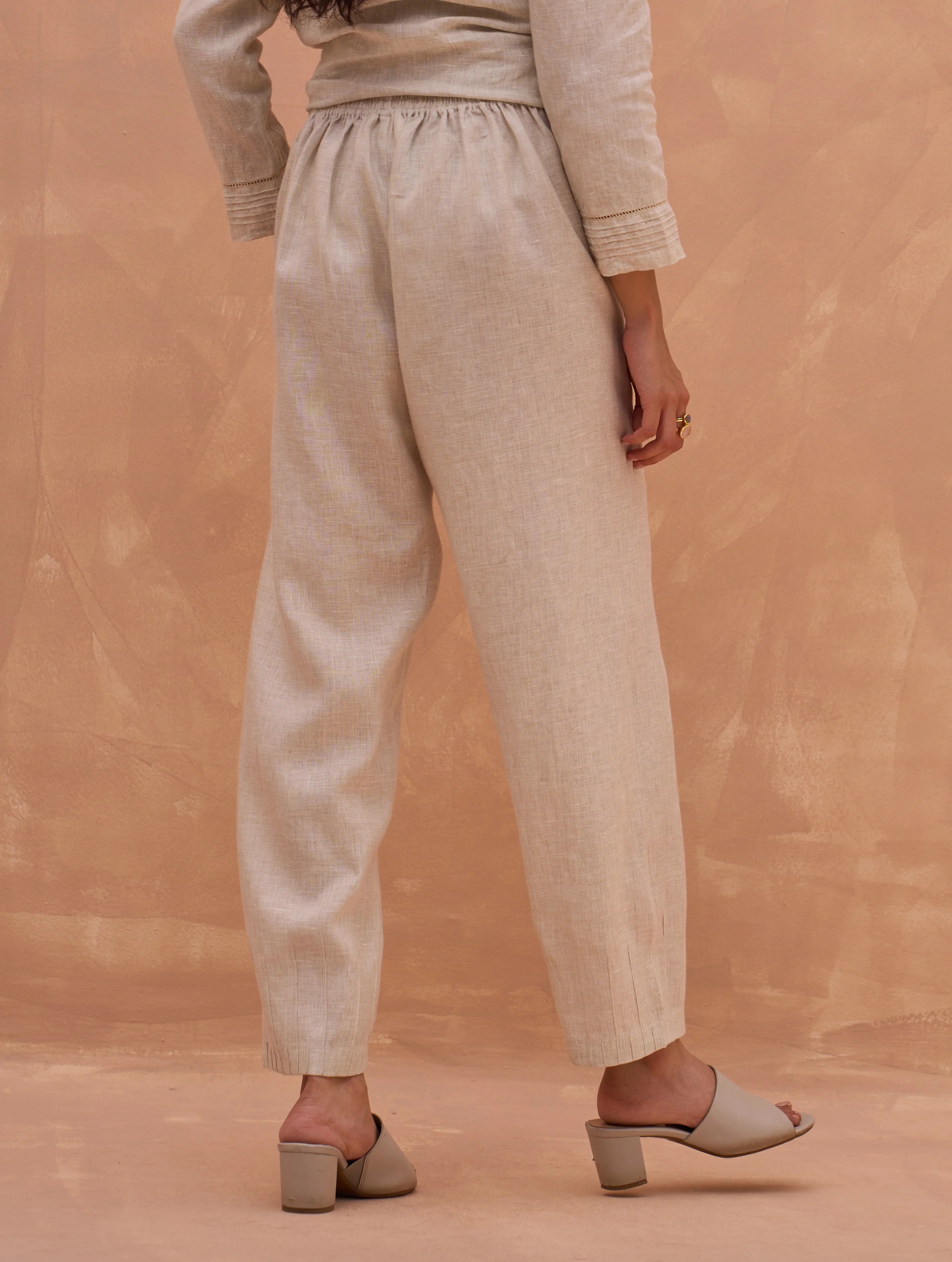 Nena Pintuck Linen Pant - Off White - Image 3
