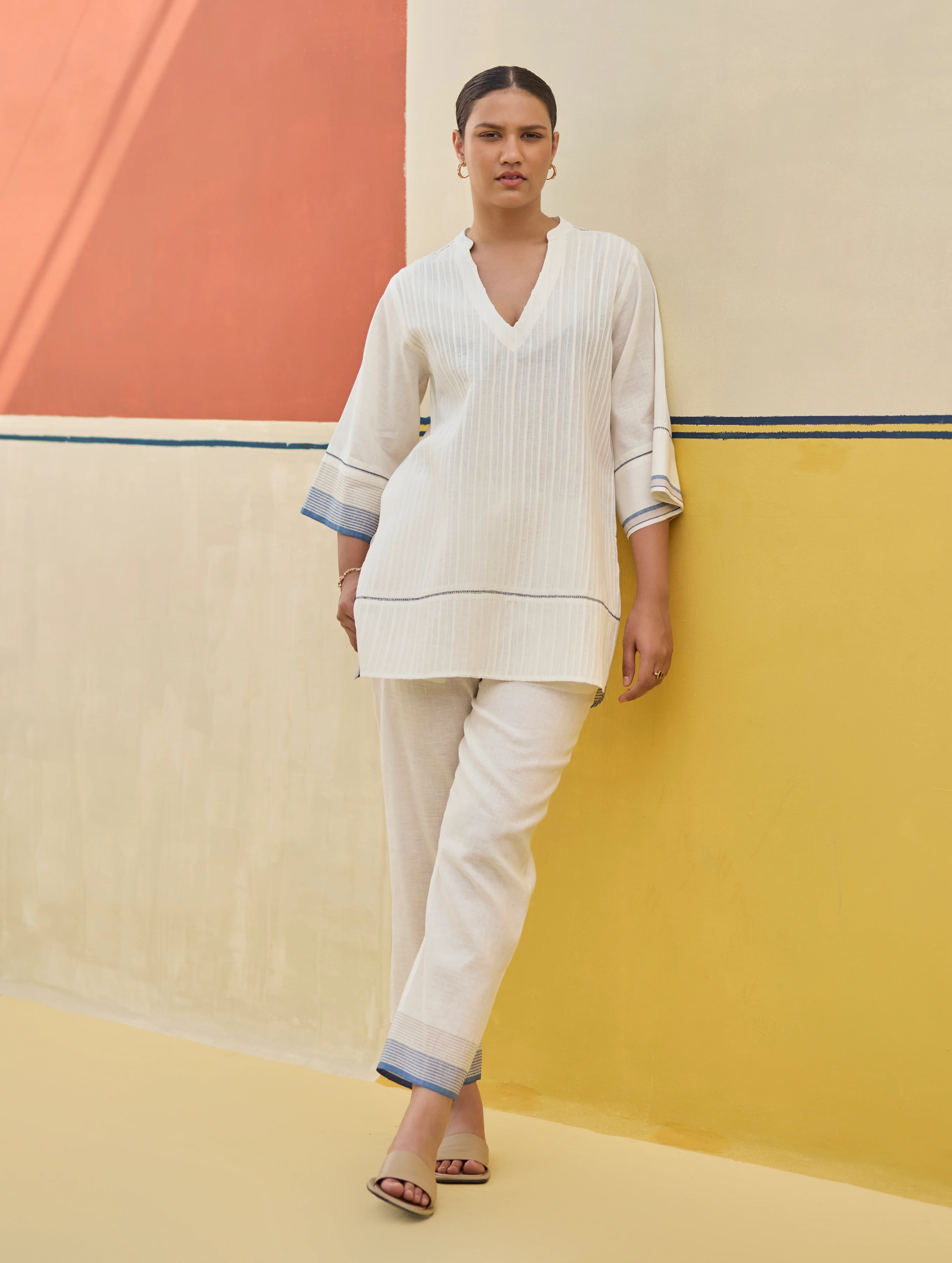 Neri Pintuck Border Linen Top - Ivory - Image 2