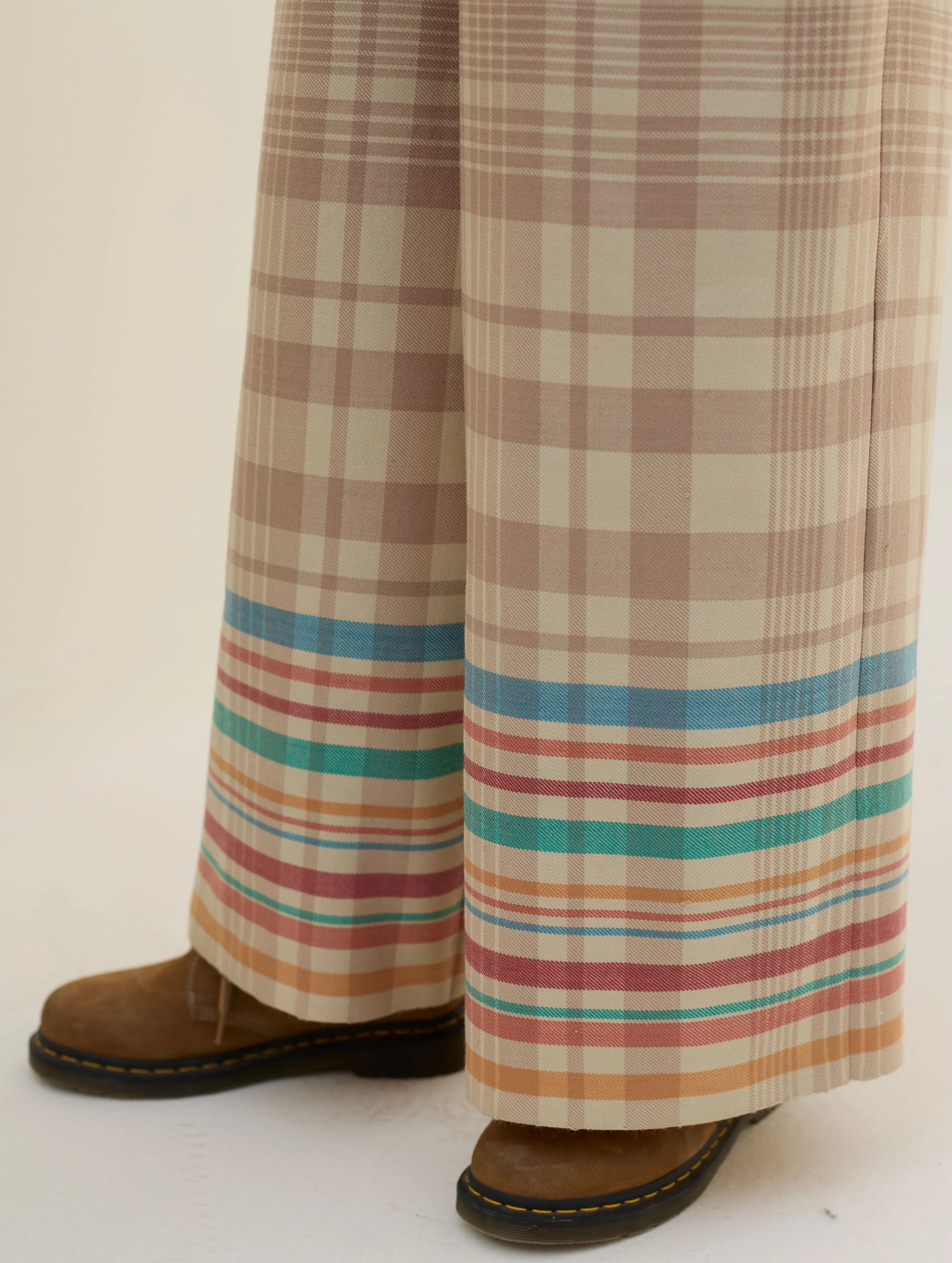 Noelle Merino Wool Co-ord Set - Beige - Image 13