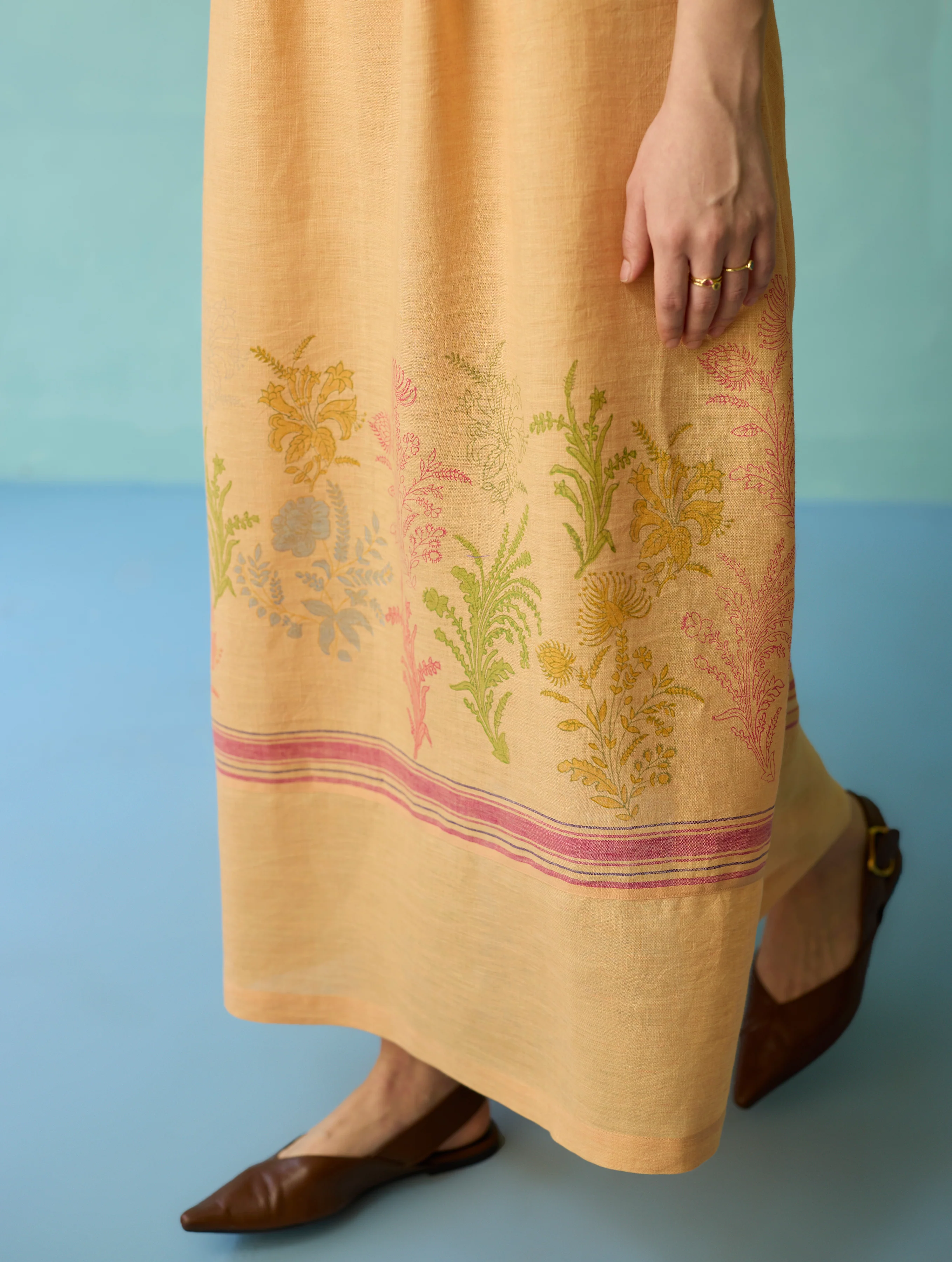 Ora Block-Printed Floral Linen Dress - Apricot - Image 4