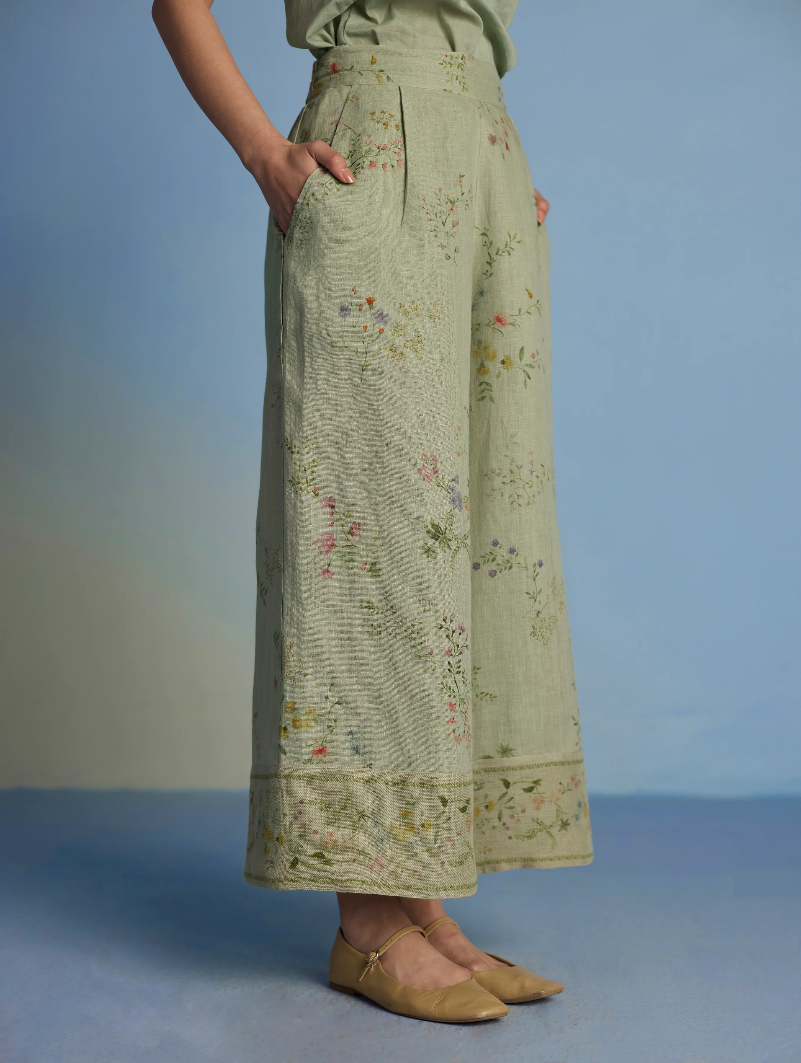 Para Hand-Embroidered Linen Kurta Set - Mint - Image 16