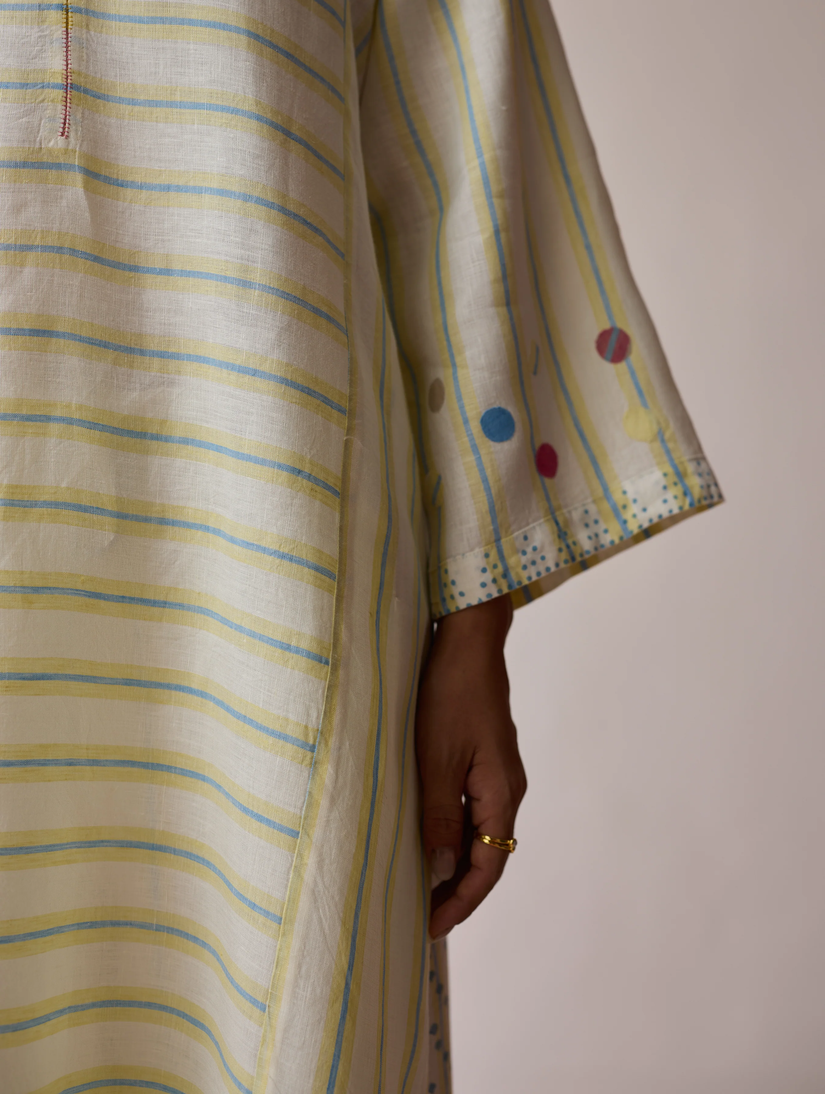 Parvee Block-Printed Linen Kurta Set - Ivory - Image 11