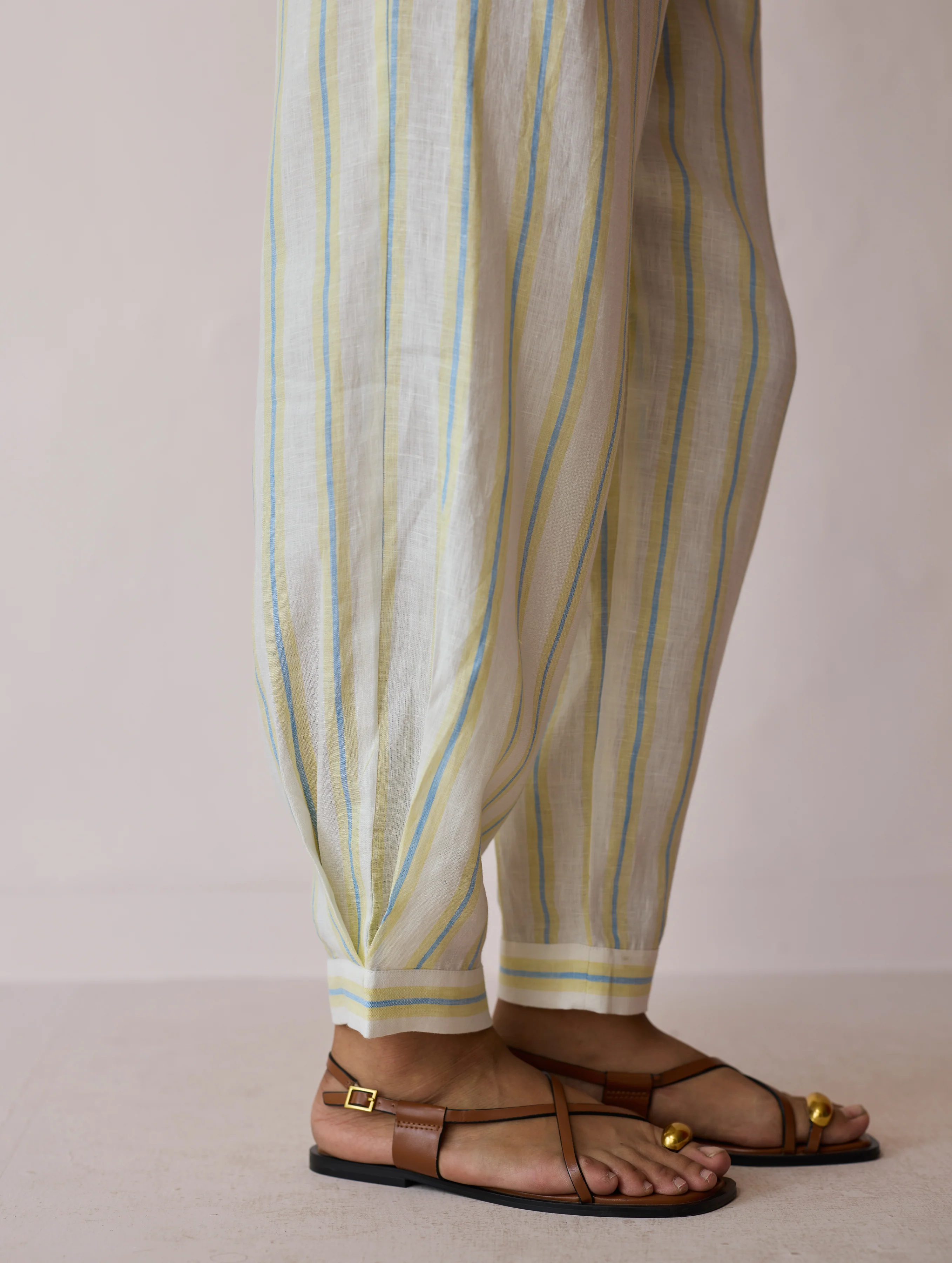Parvee Block-Printed Linen Kurta Set - Ivory - Image 17