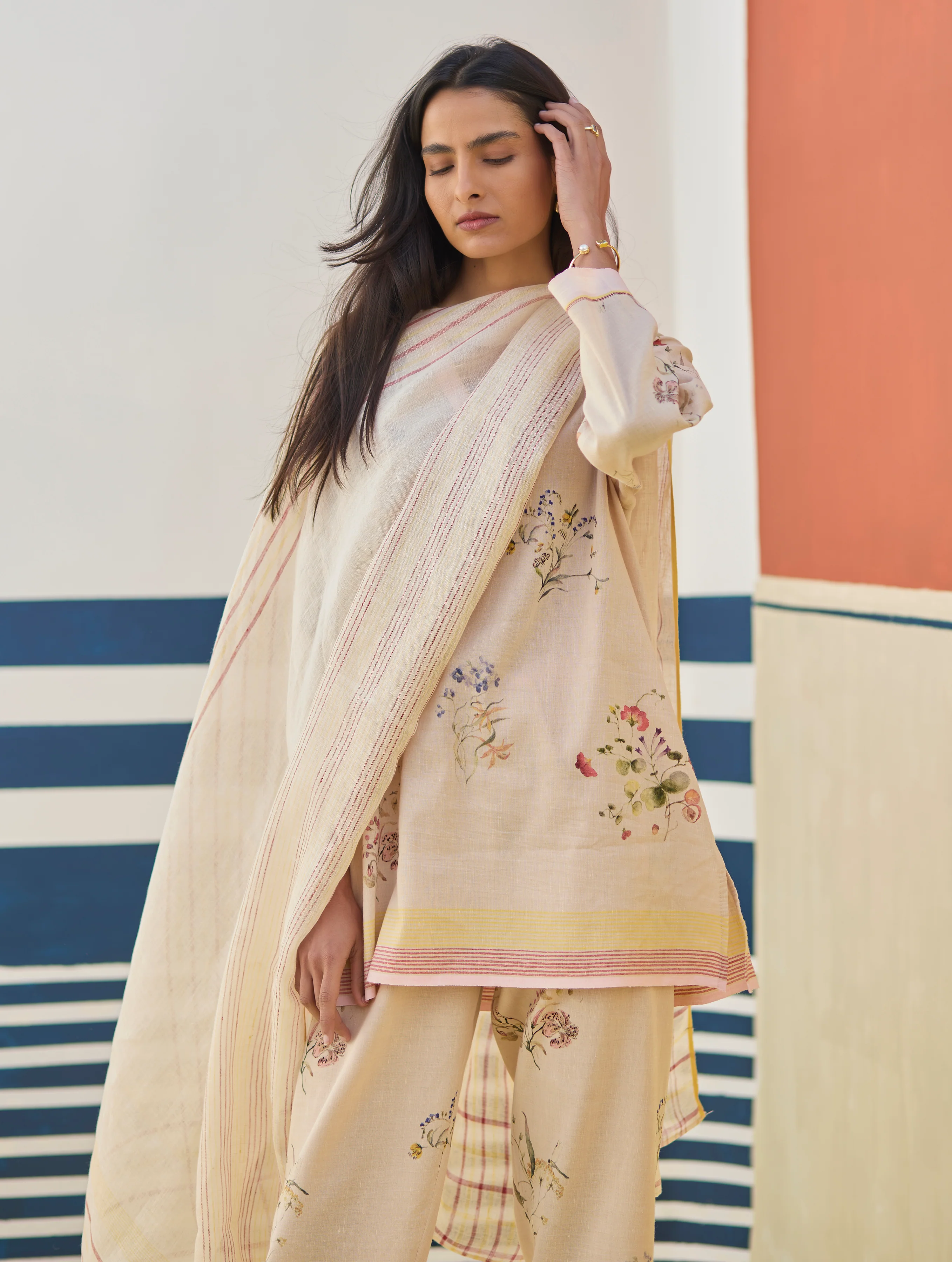 Raha Watercolour Floral Kurta - Sand - Image 3