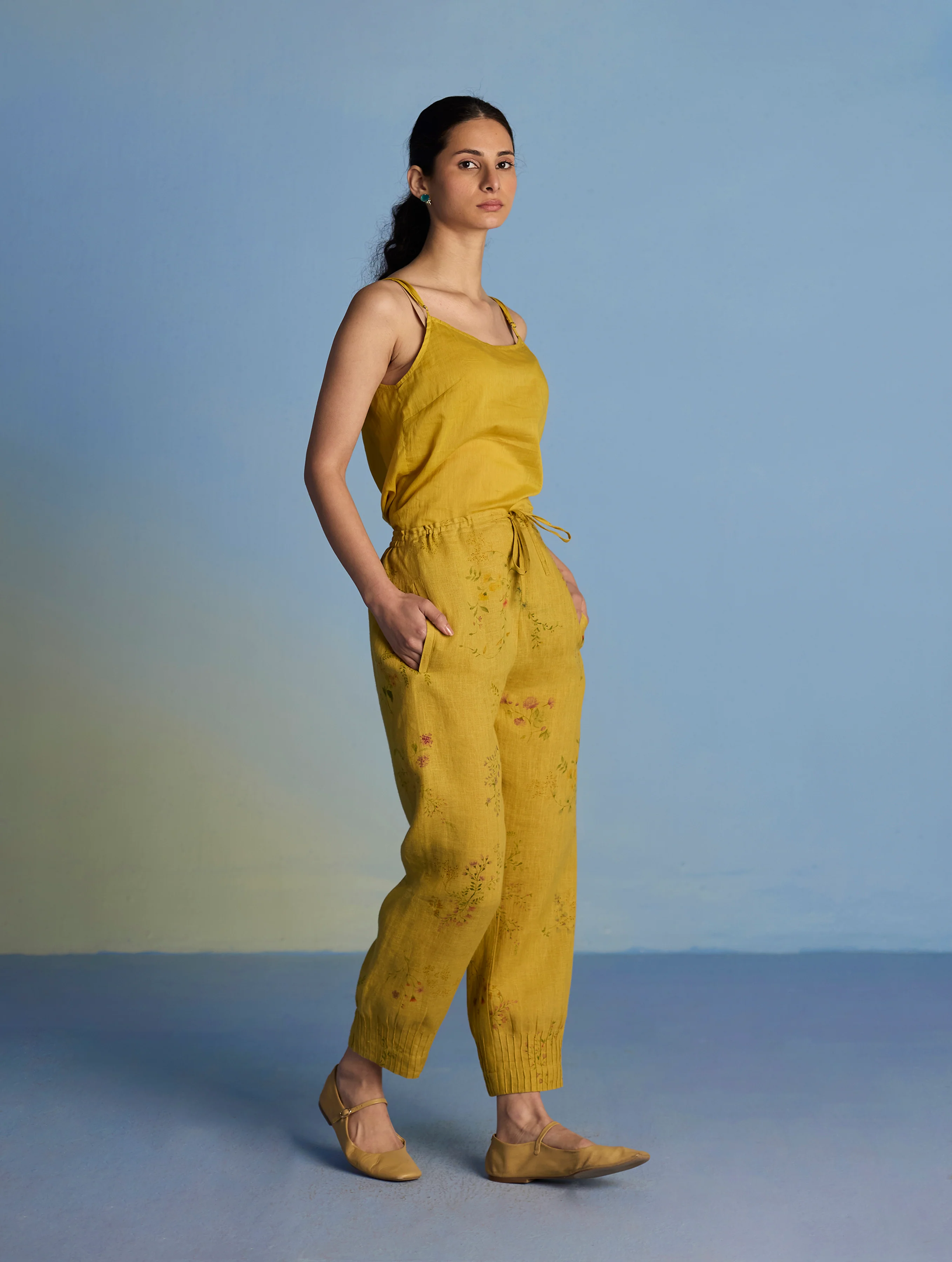 Raya Pintuck Floral Linen Pant - Ochre - Image 7