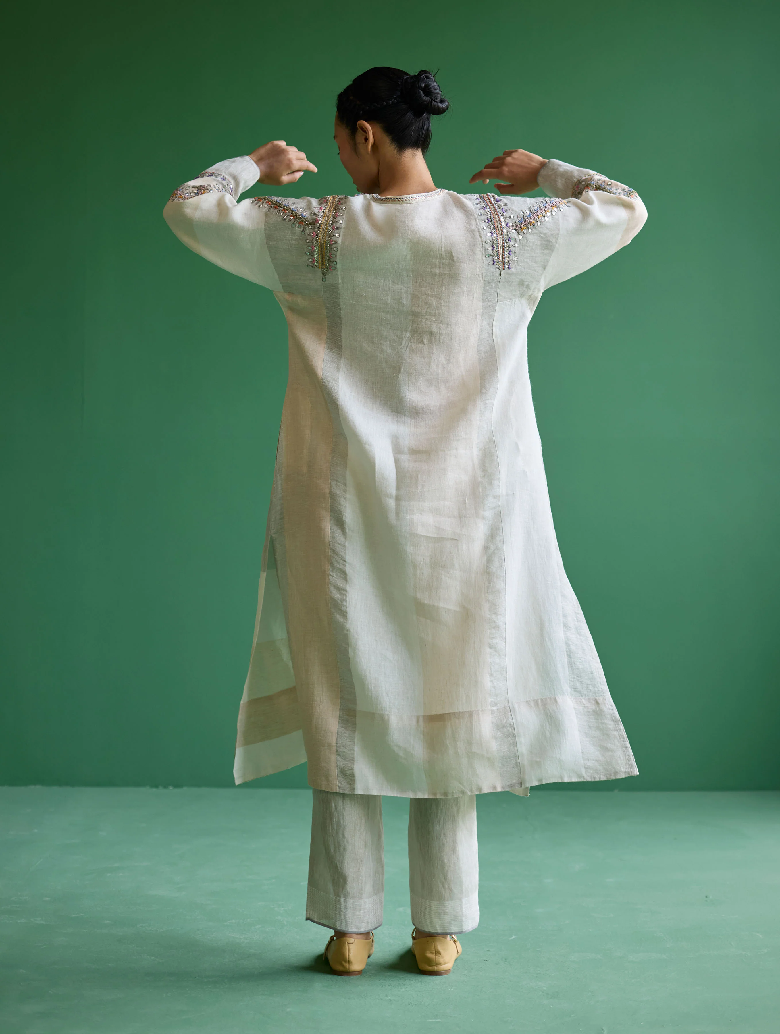Rida Hand-Embroidered Metallic Linen Kurta - Ivory - Image 10