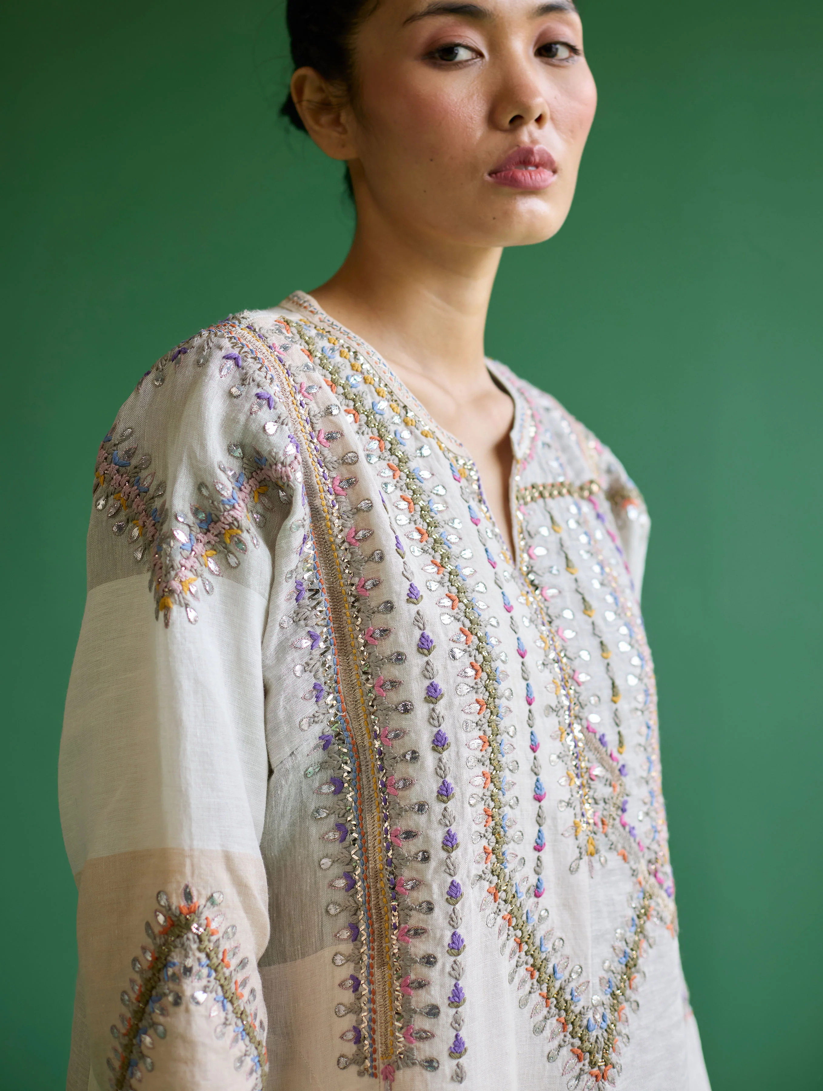 Rida Hand-Embroidered Metallic Linen Kurta - Ivory - Image 6