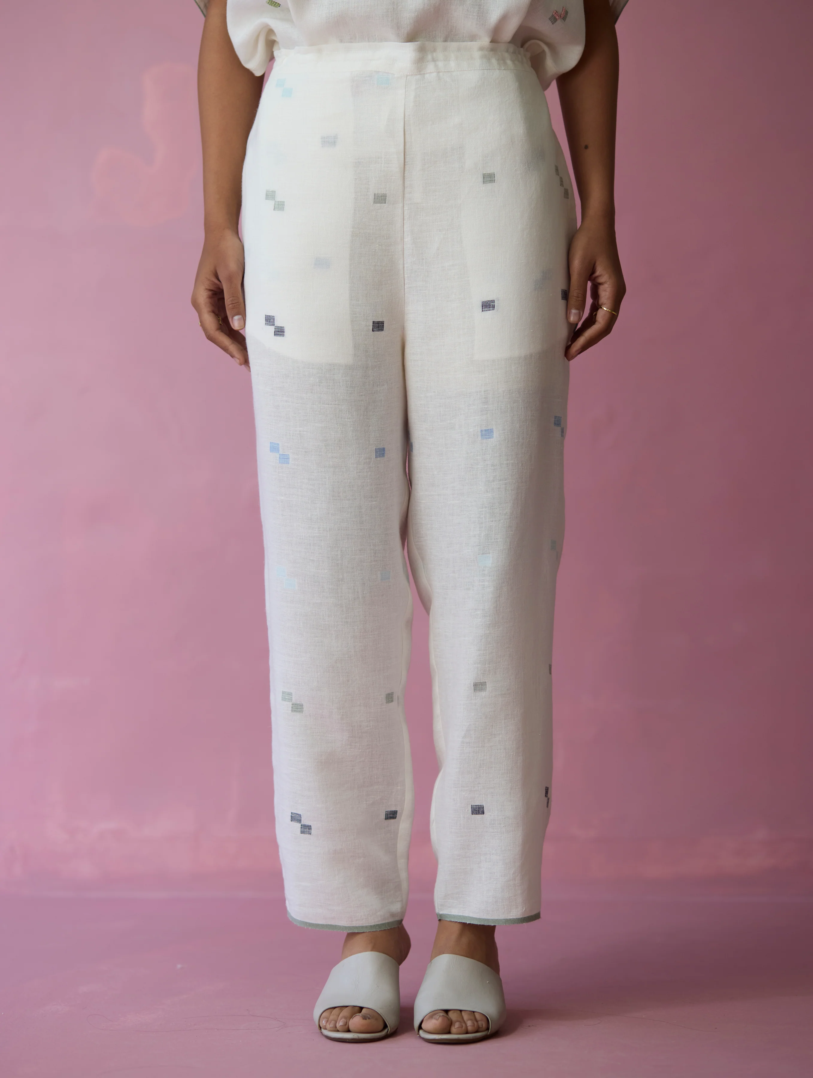 Rina Jamdani Linen Co-ord Set - Ivory - Image 10