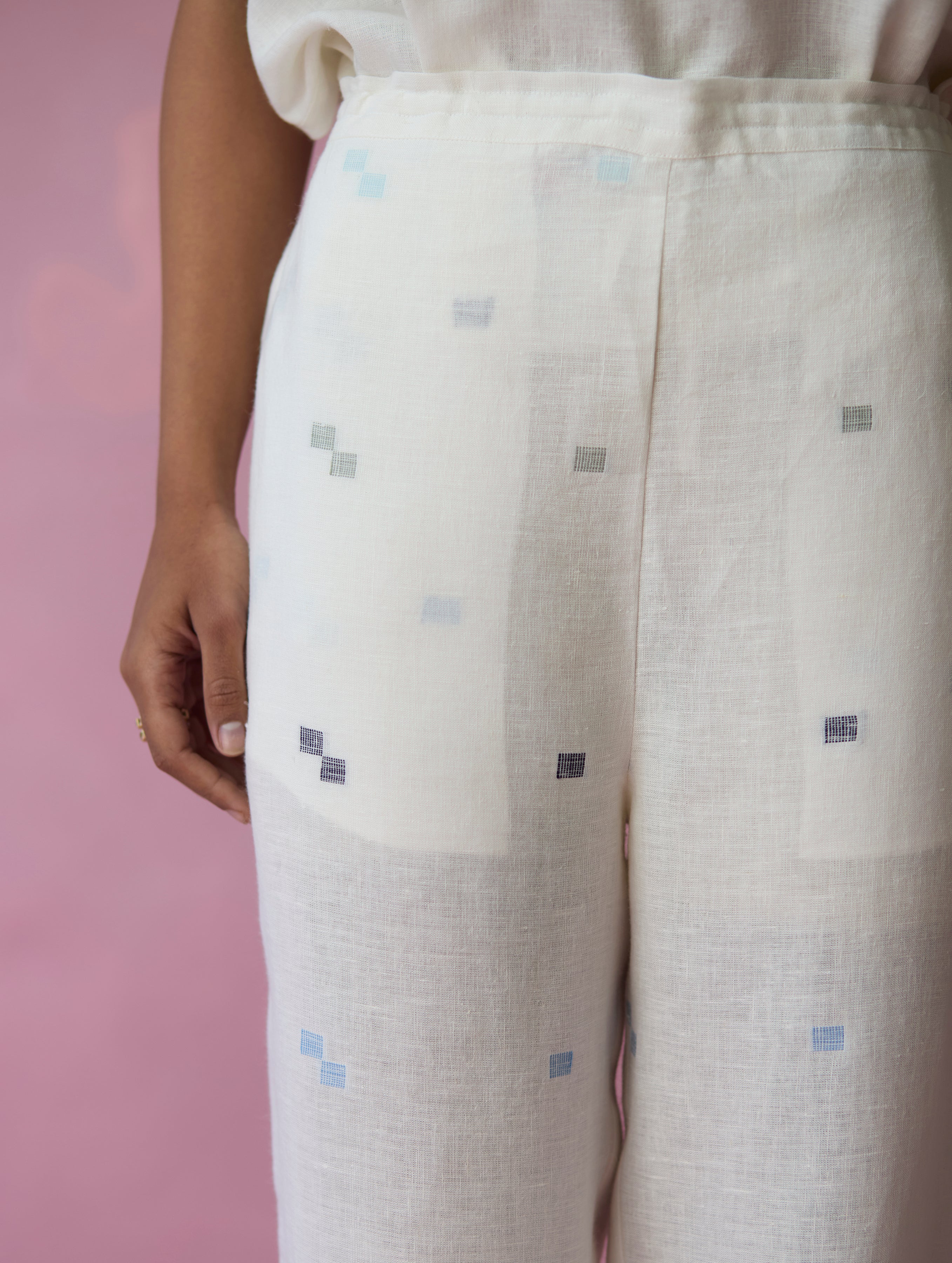 Rina Jamdani Linen Co-ord Set - Ivory - Image 9