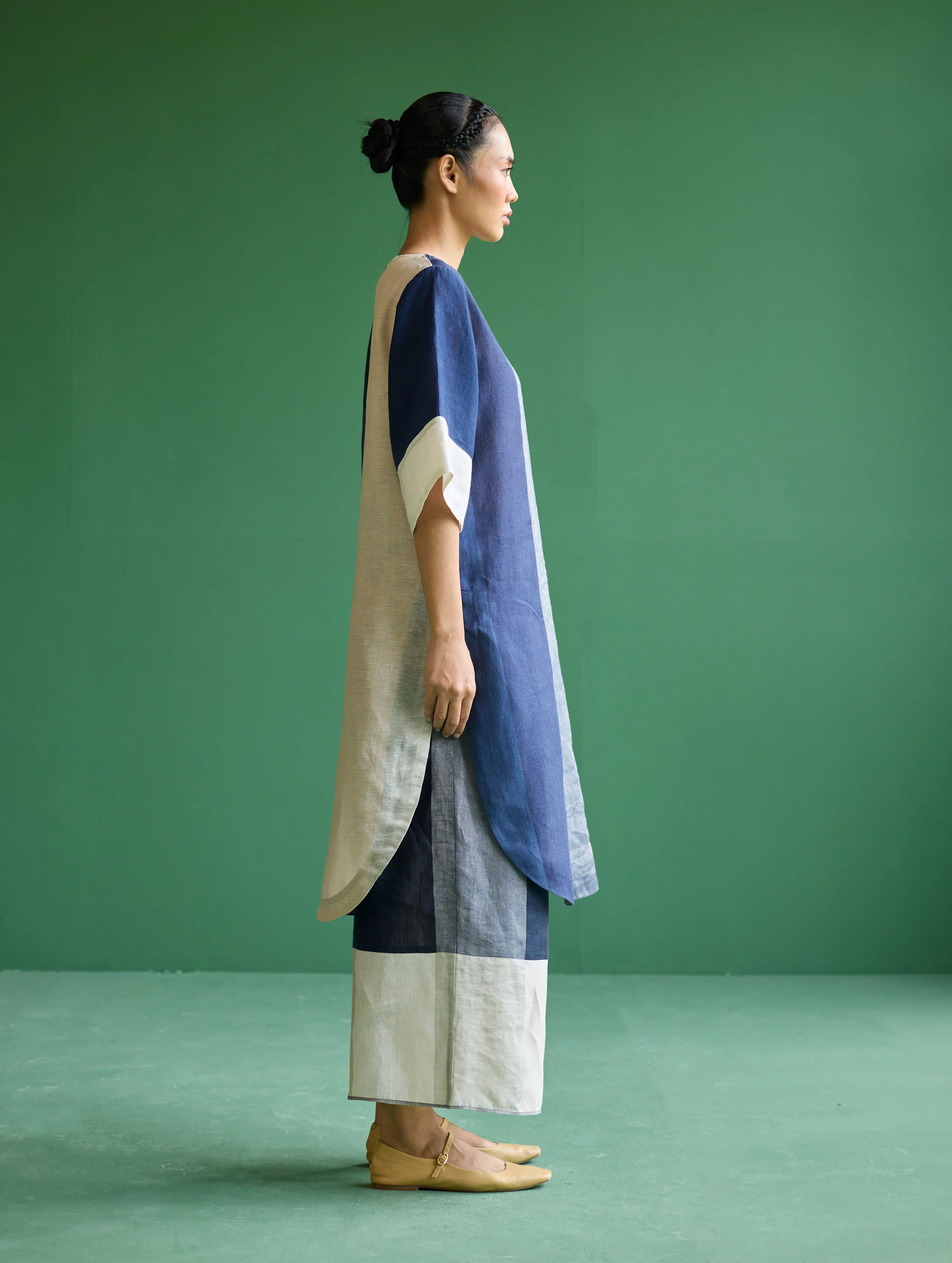 Risa Color-Blocked Linen Kurta - Navy - Image 5