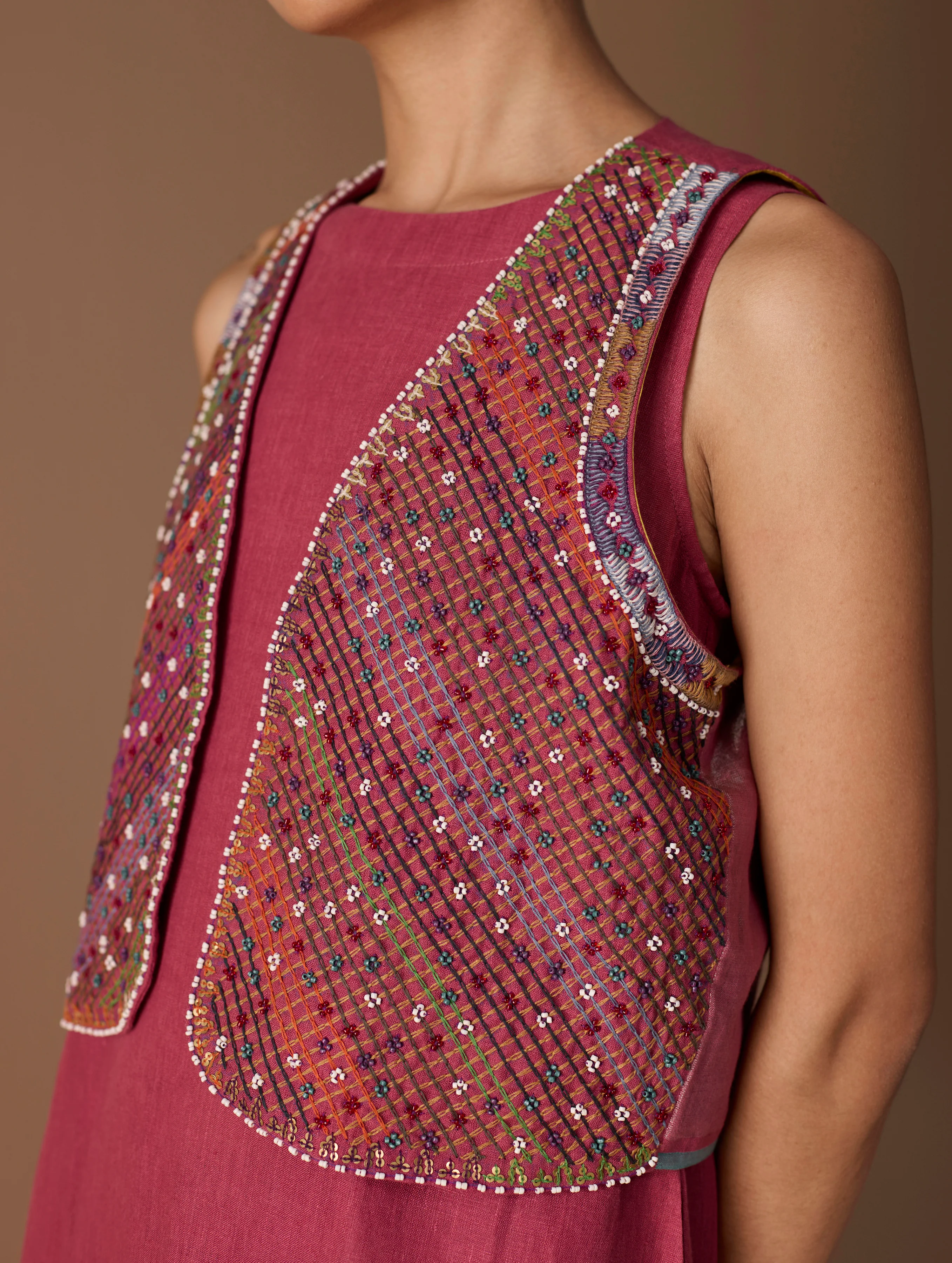 Riza Hand-Embroidered Vest - Metallic Crimson - Image 11